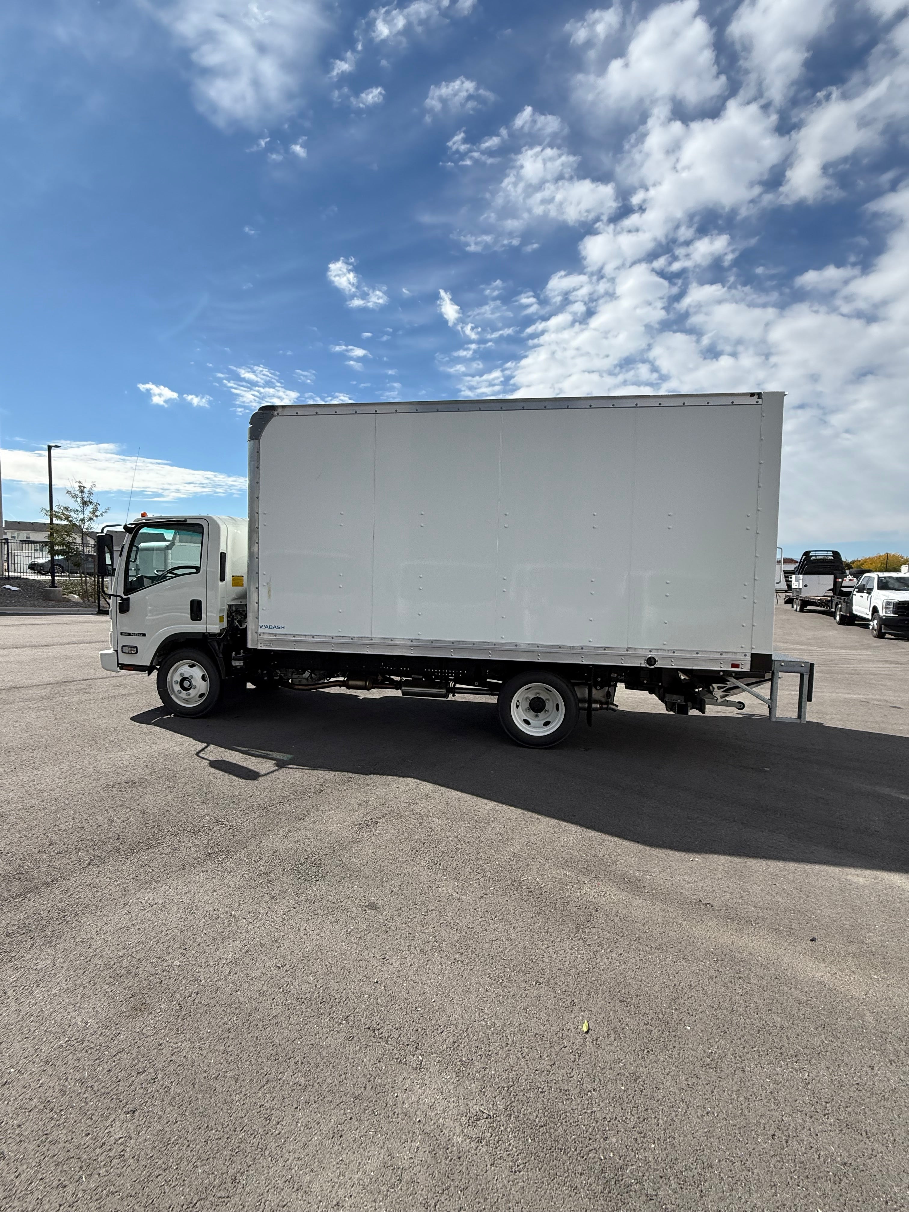 New 2025 Isuzu NRR Gas 16' Box Truck With Al Liftgate