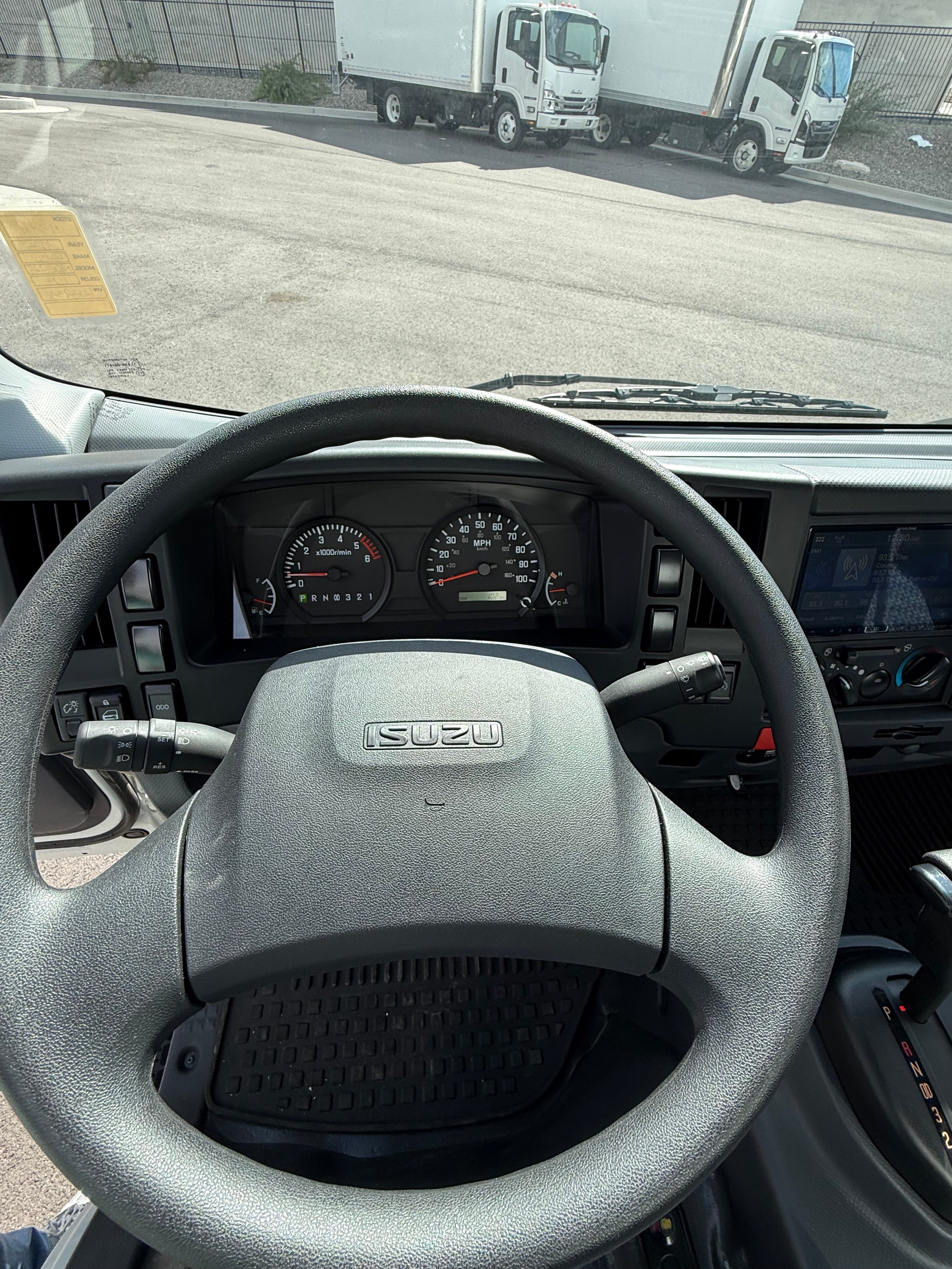 New 2025 Isuzu NRR Gas 16' Box Truck With Al Liftgate