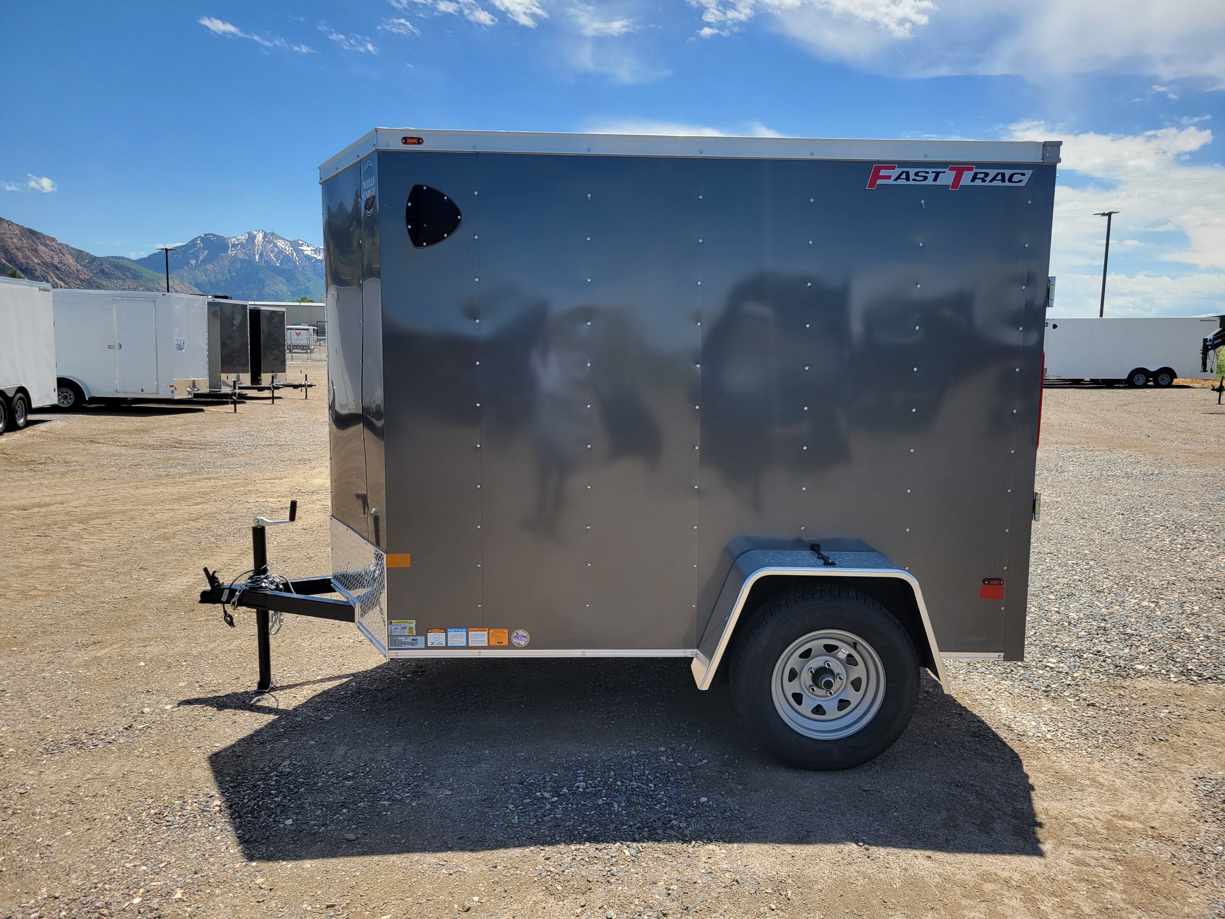 2024 Wells Cargo 5 x 8 Deluxe Enclosed Trailer