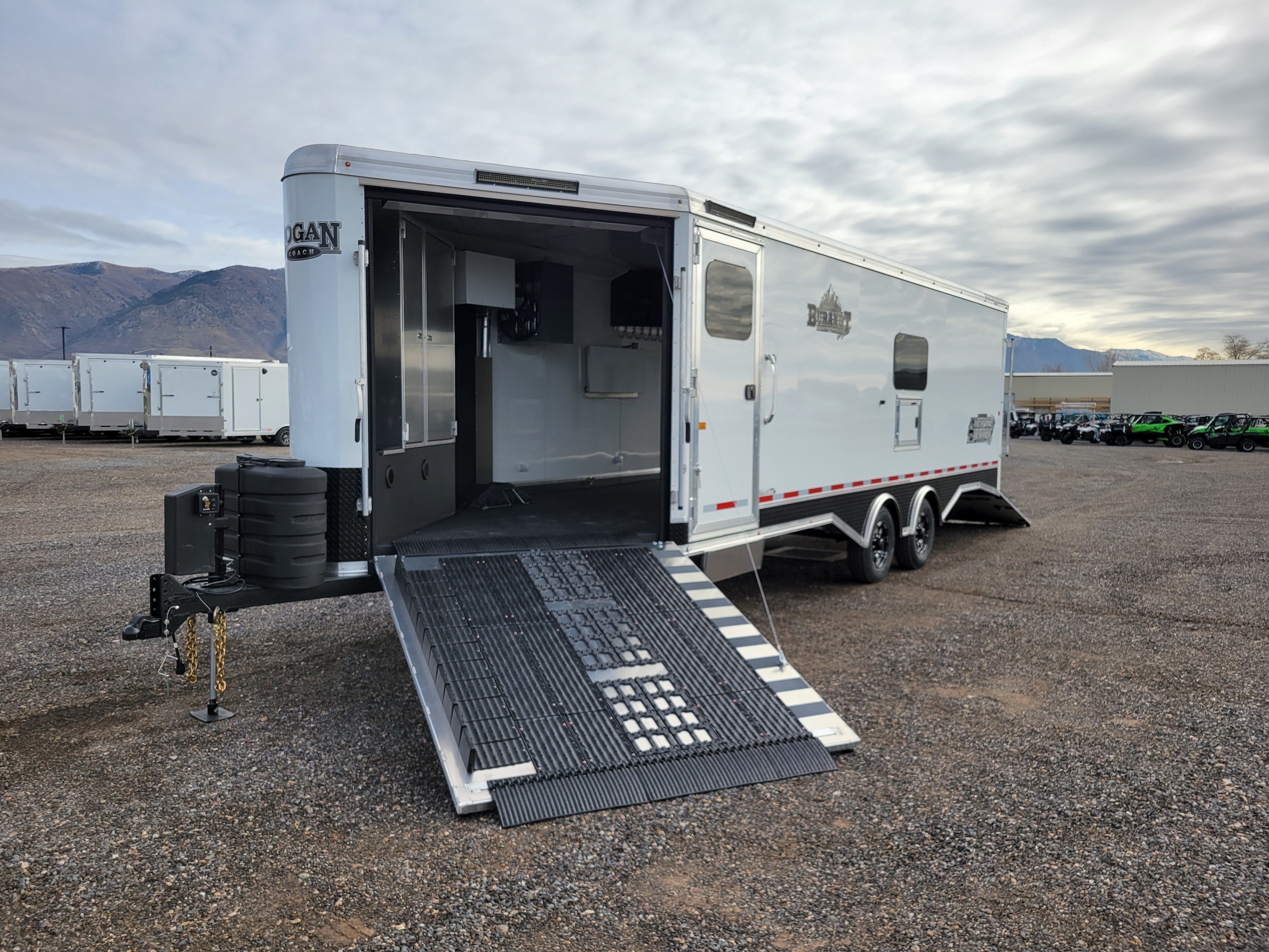 Logan Coach 31' BP Trailer