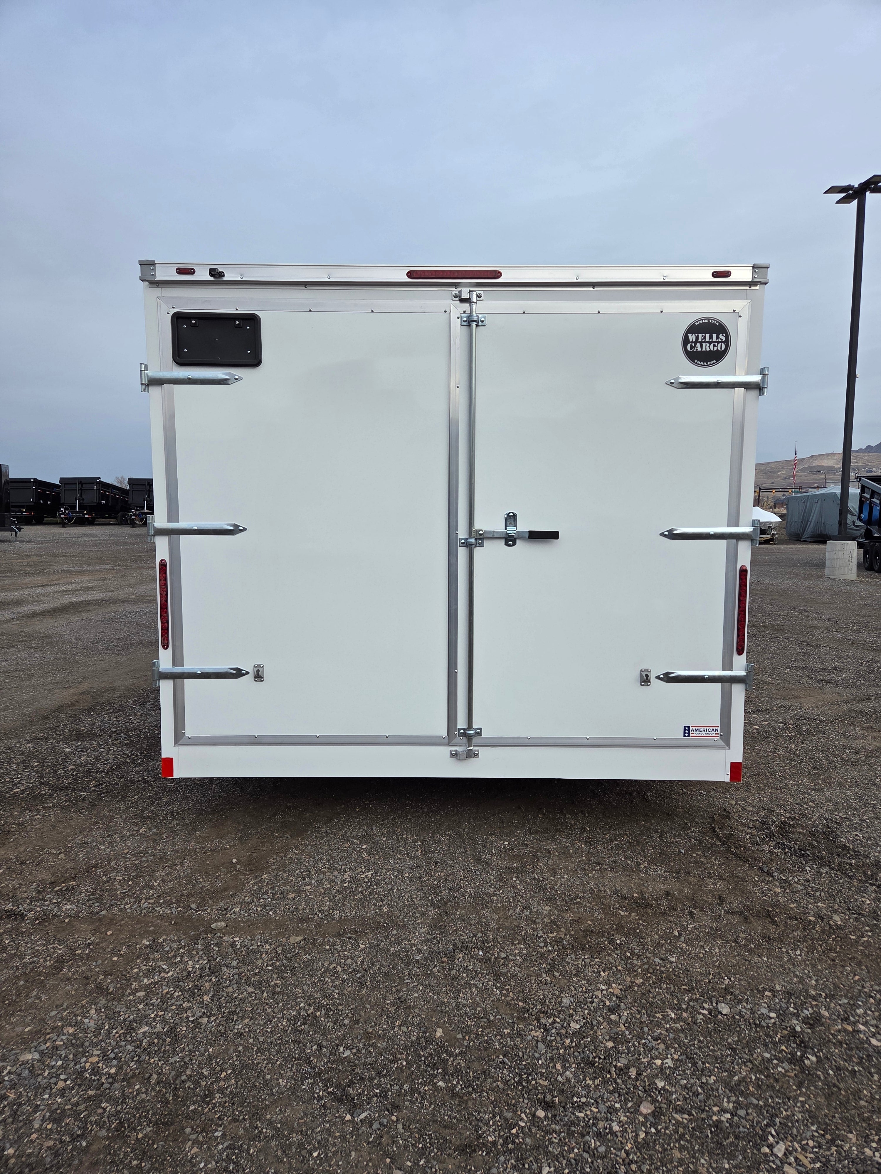 Wells Cargo Enclosed 20' Enclosed