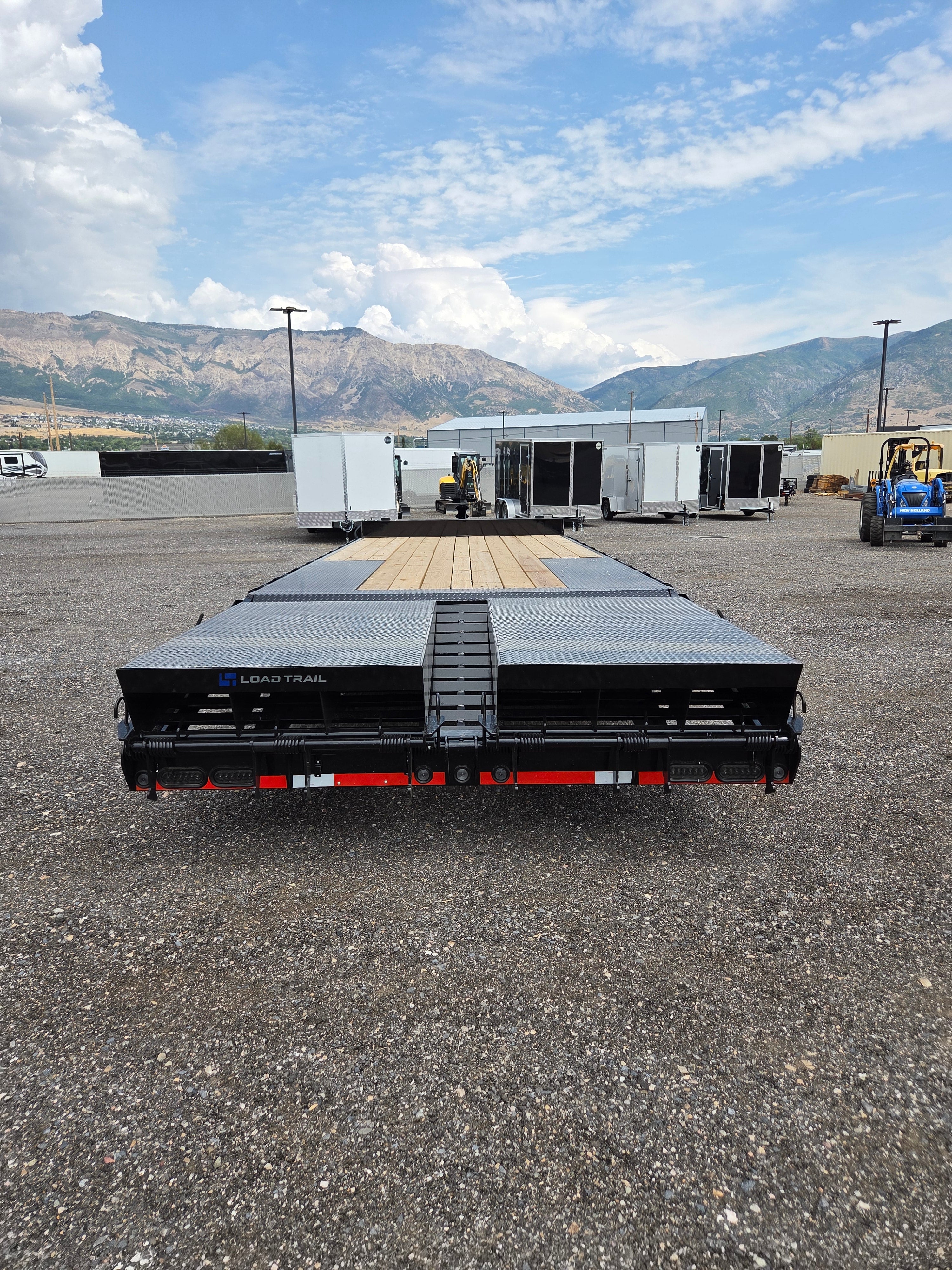 24' Flatbed Loadtrail