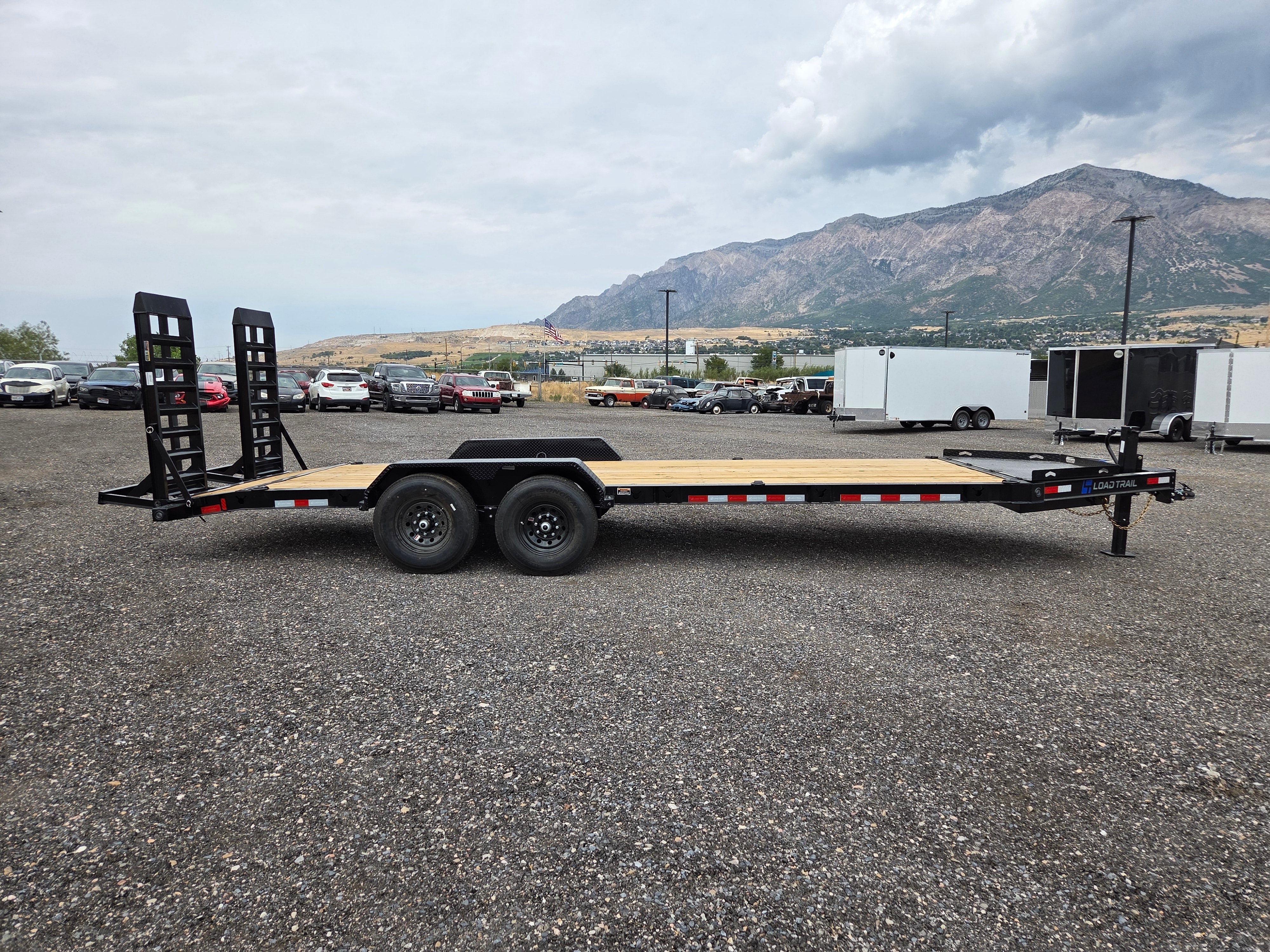 Loadtrail 22' Flatbed Trailer