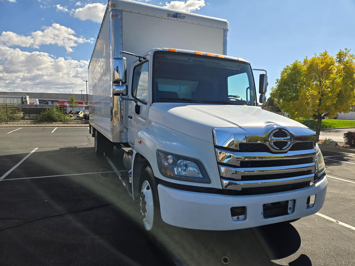 USED 2020 HINO 268A 26,000 GVW 26' BOX TRUCK