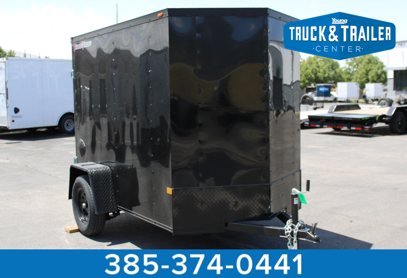 2025 Wells Cargo 5 x 8 Deluxe Enclosed Trailer