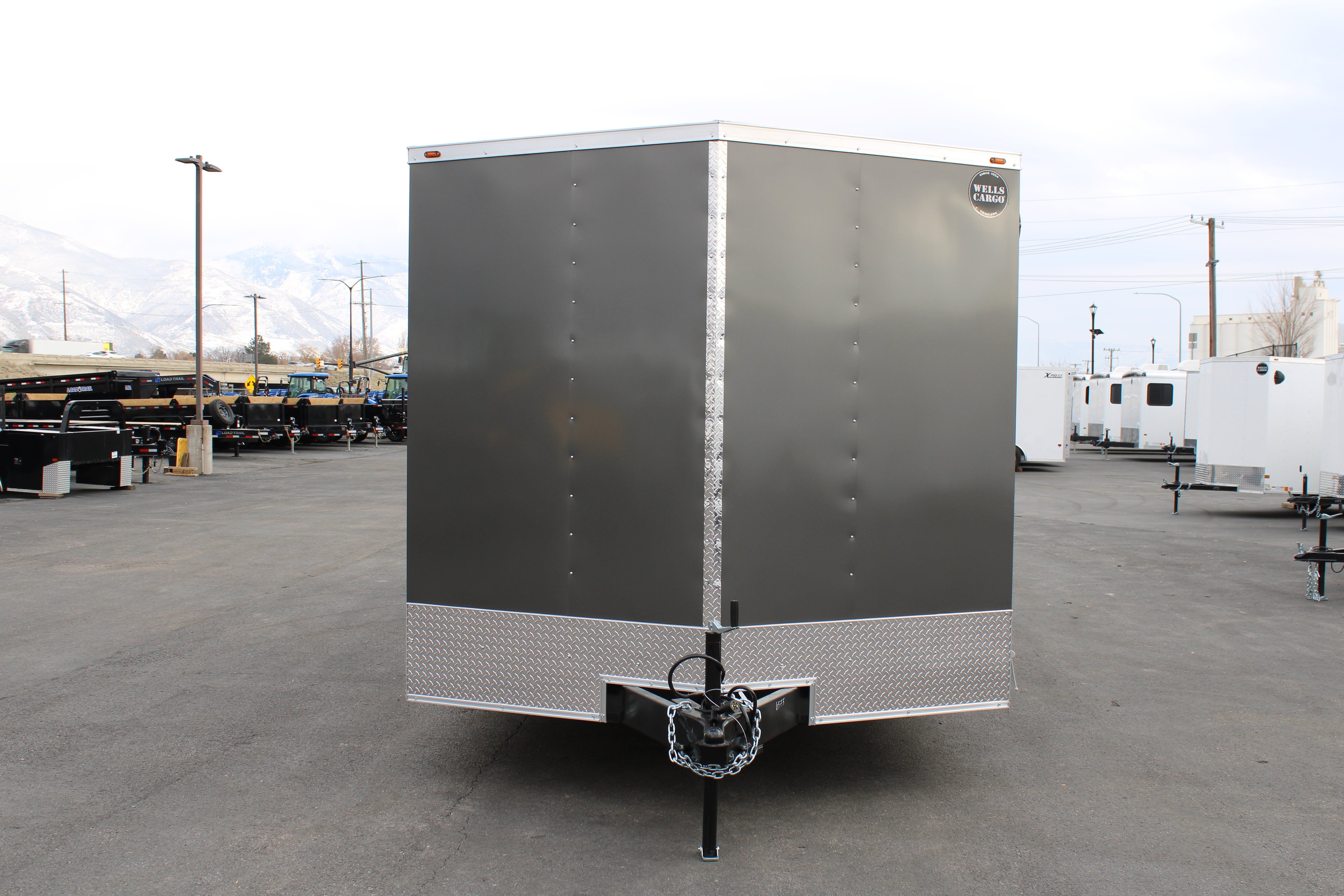 2025 Wells Cargo 8.5 x 24 Deluxe Enclosed Trailer