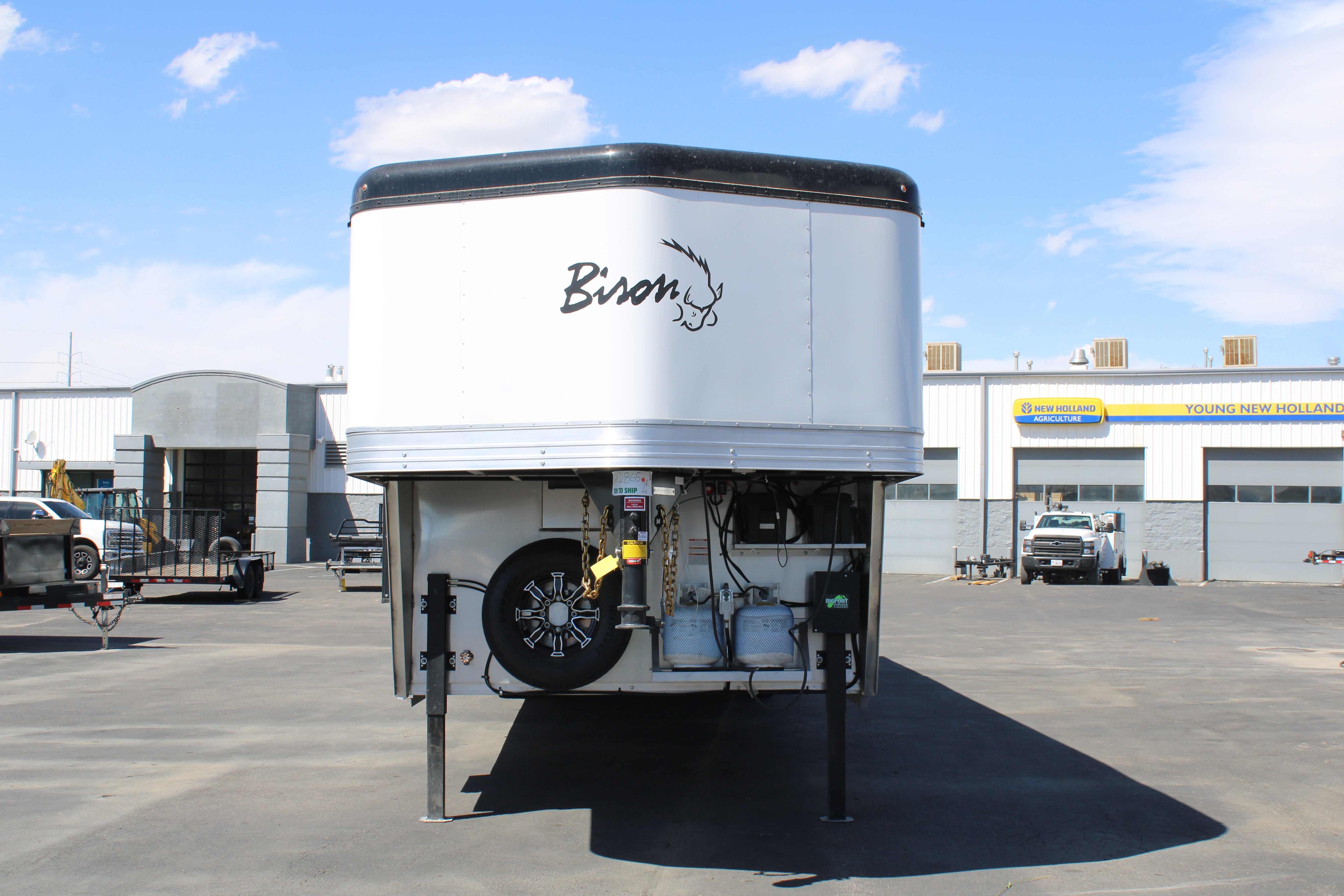 Bison Coach RC16T16 Toy Hauler