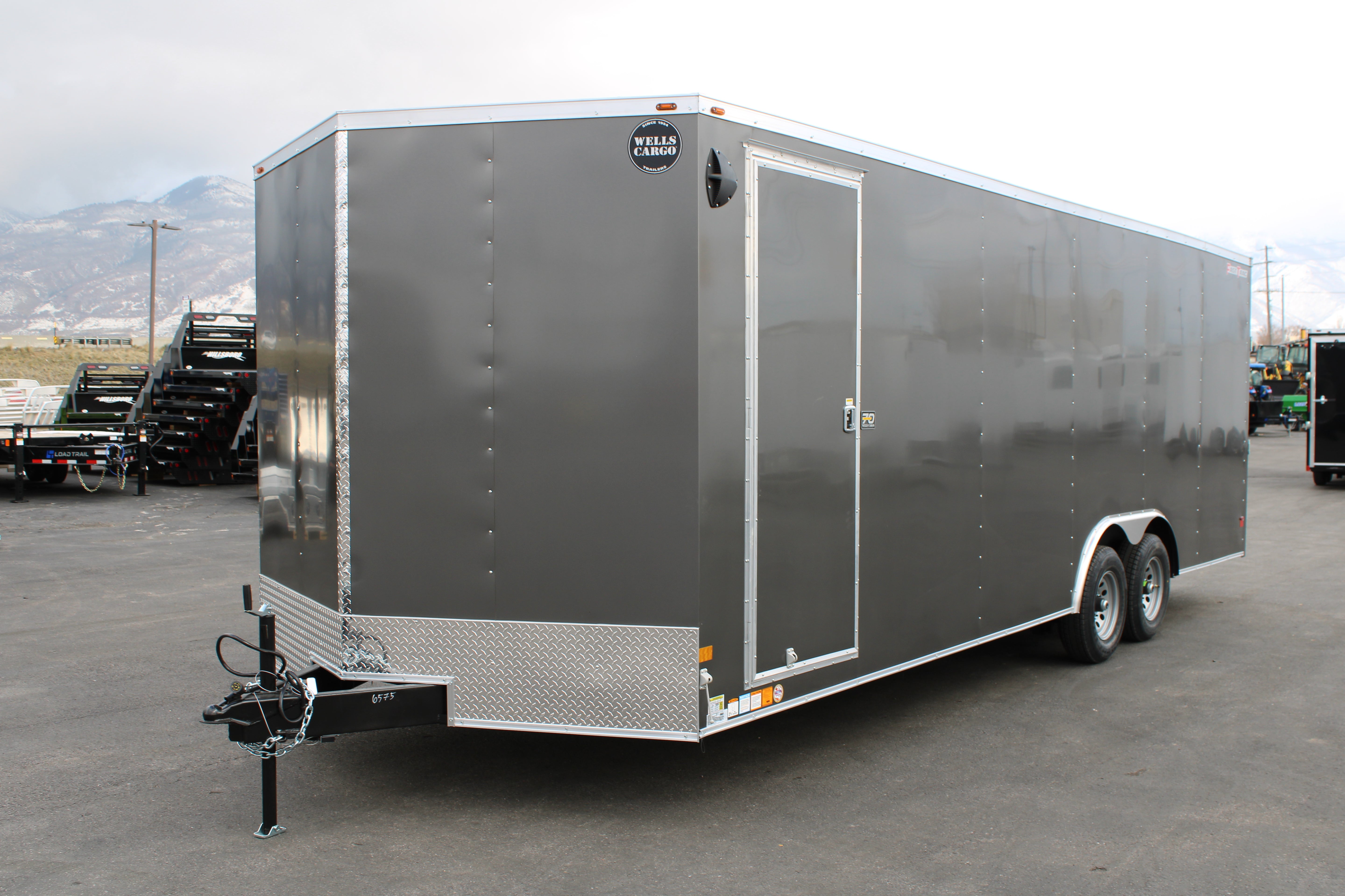 2025 Wells Cargo 8.5 x 24 Deluxe Enclosed Trailer