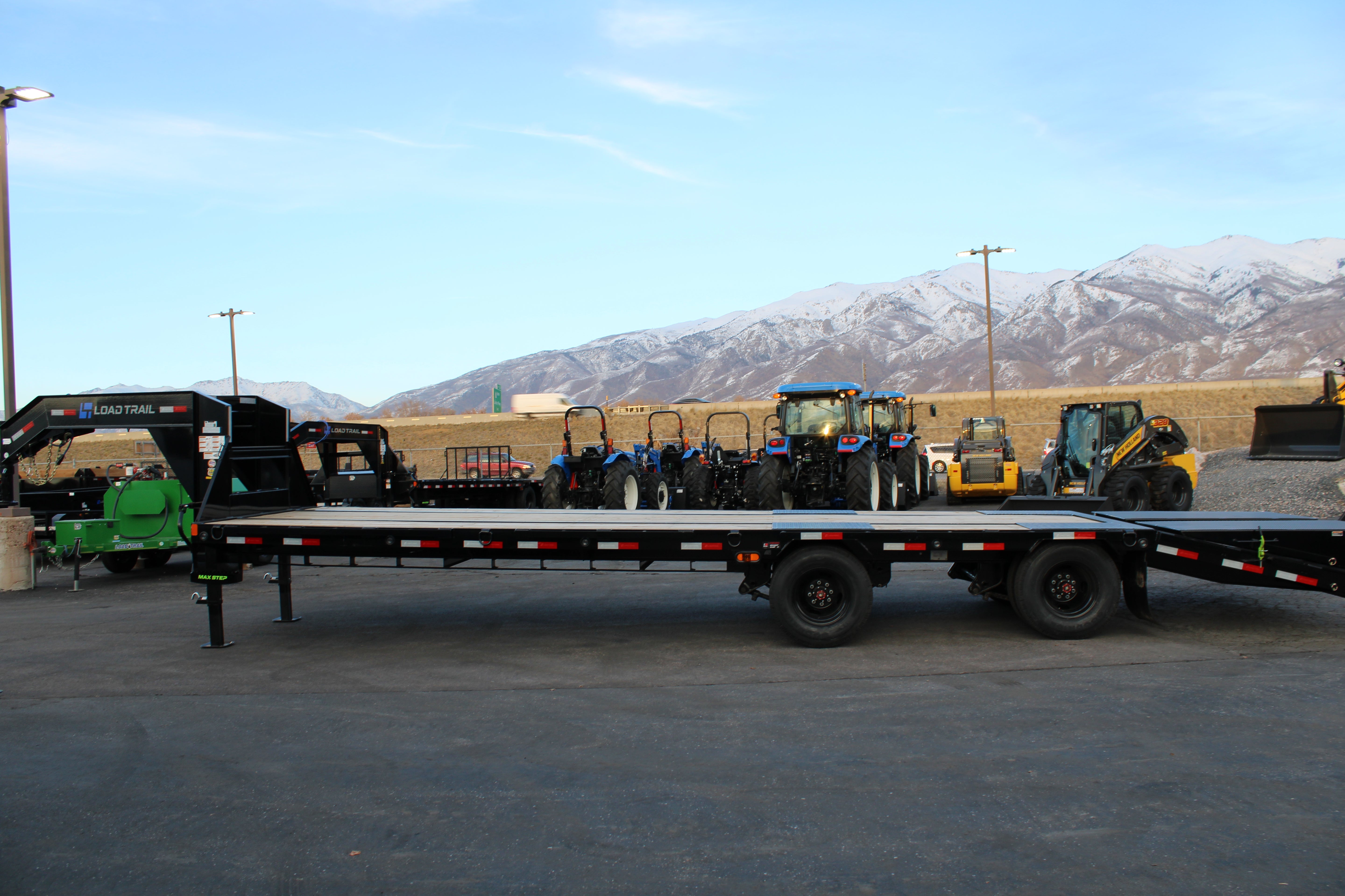 2025 Load Trail 8.5 x 30 Gooseneck Flatbed Trailer