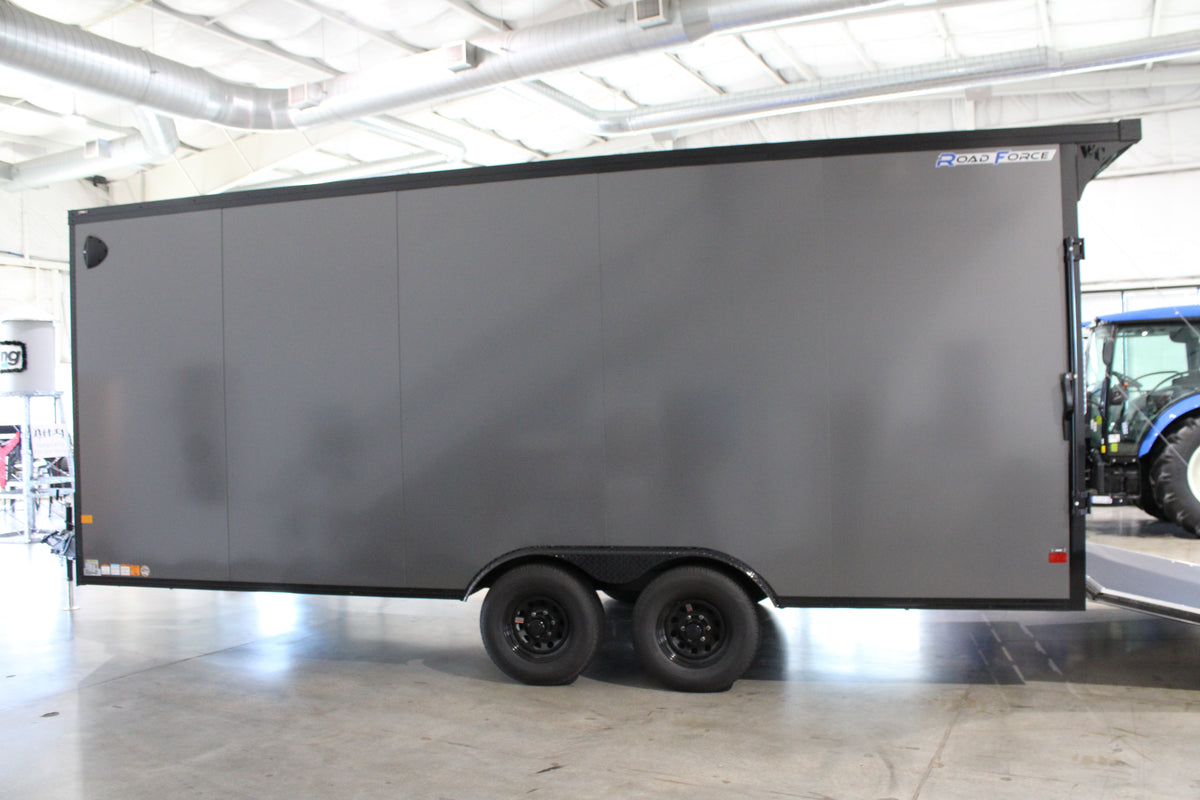WELLS CARGO 20' ROAD FORCE