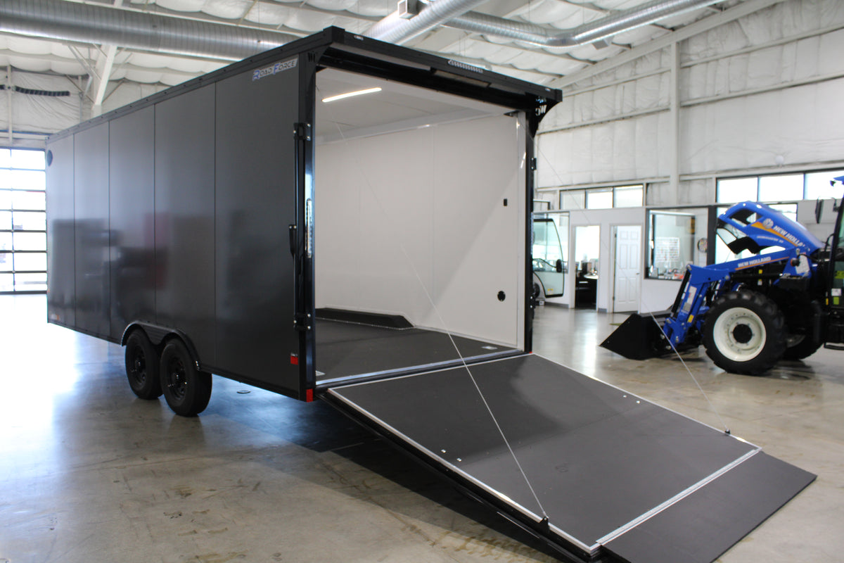 WELLS CARGO 20' ROAD FORCE