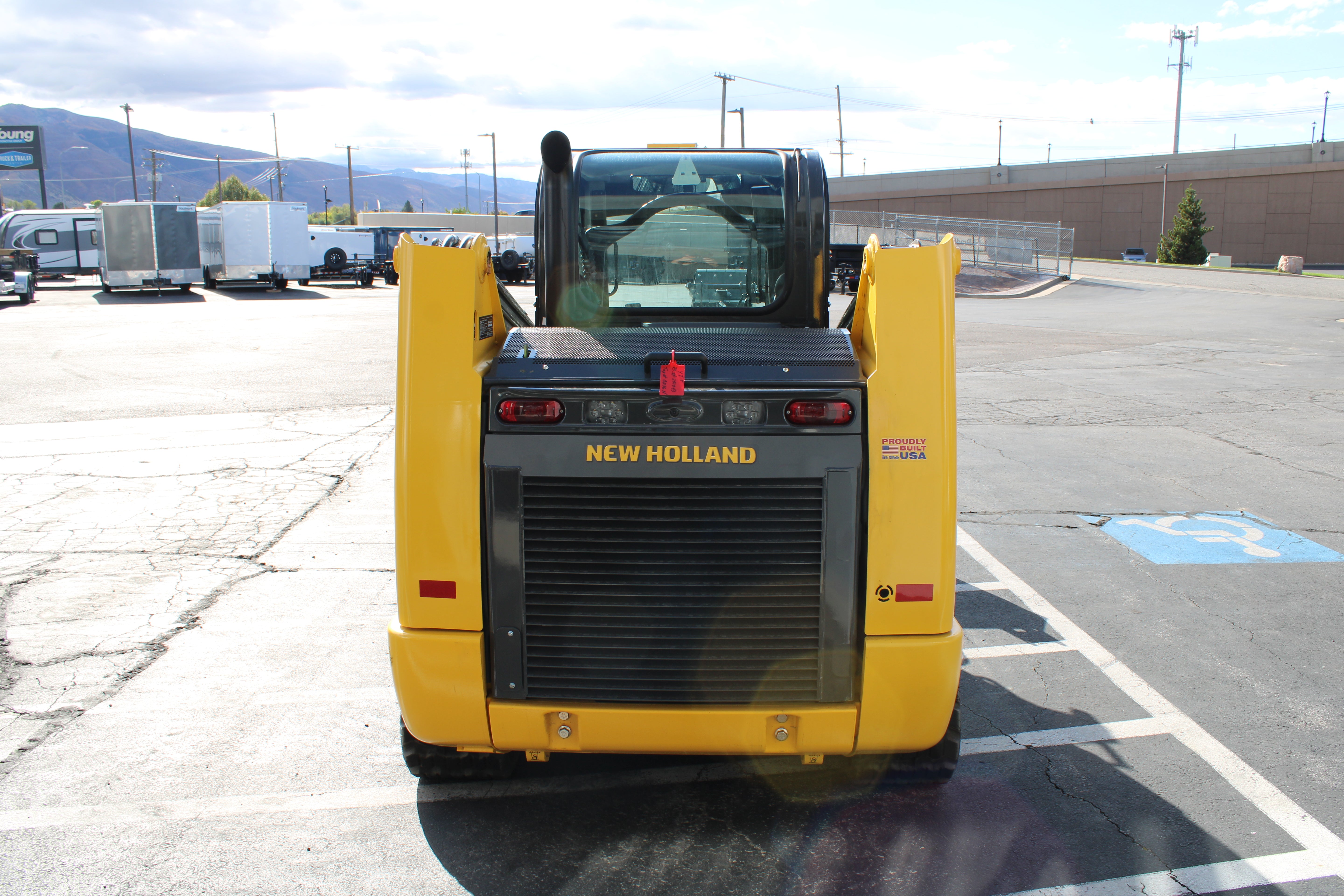 New Holland C327 Skid Steer