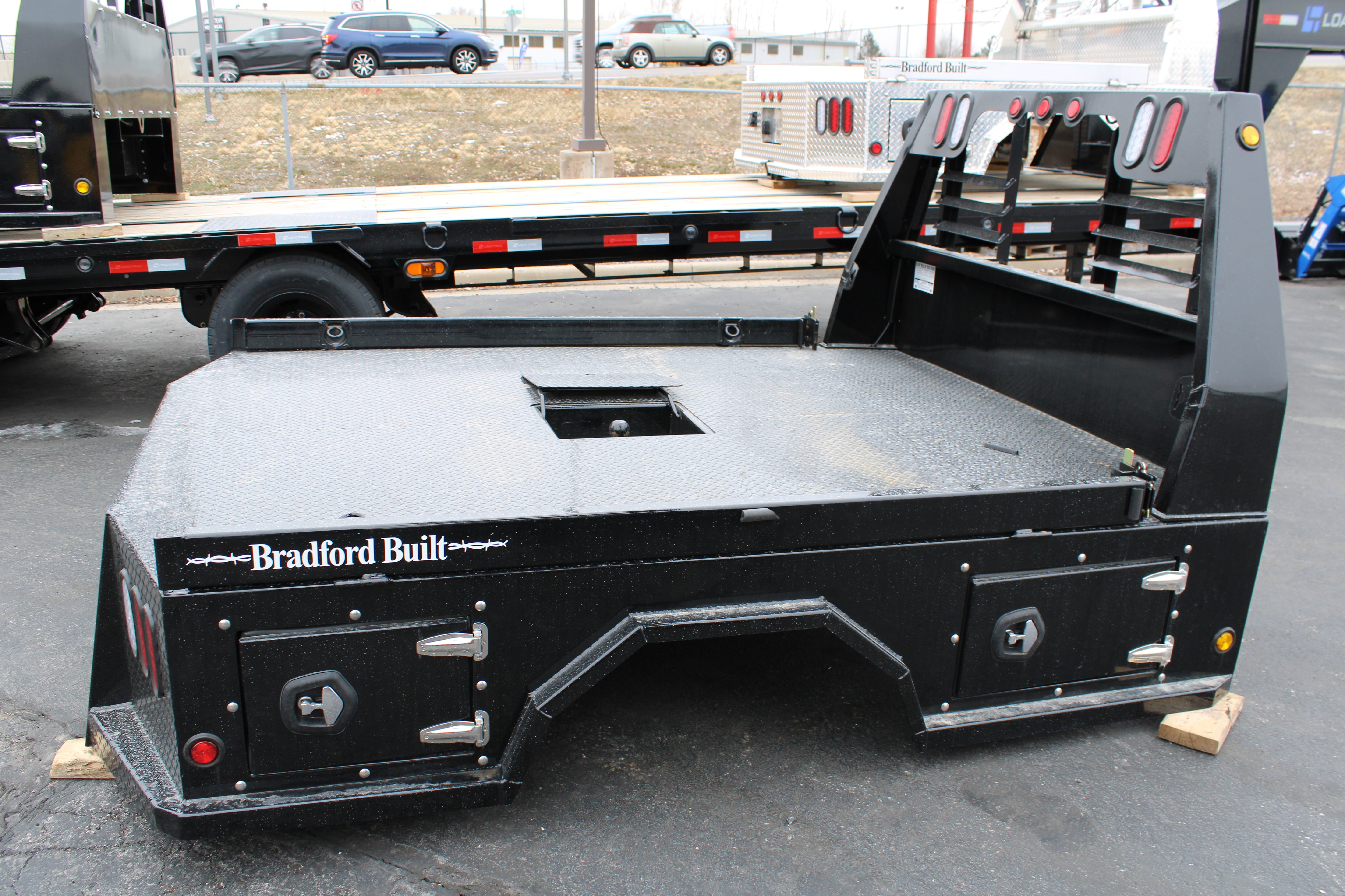 2025 Bradford 84" x 103" Truck Bed