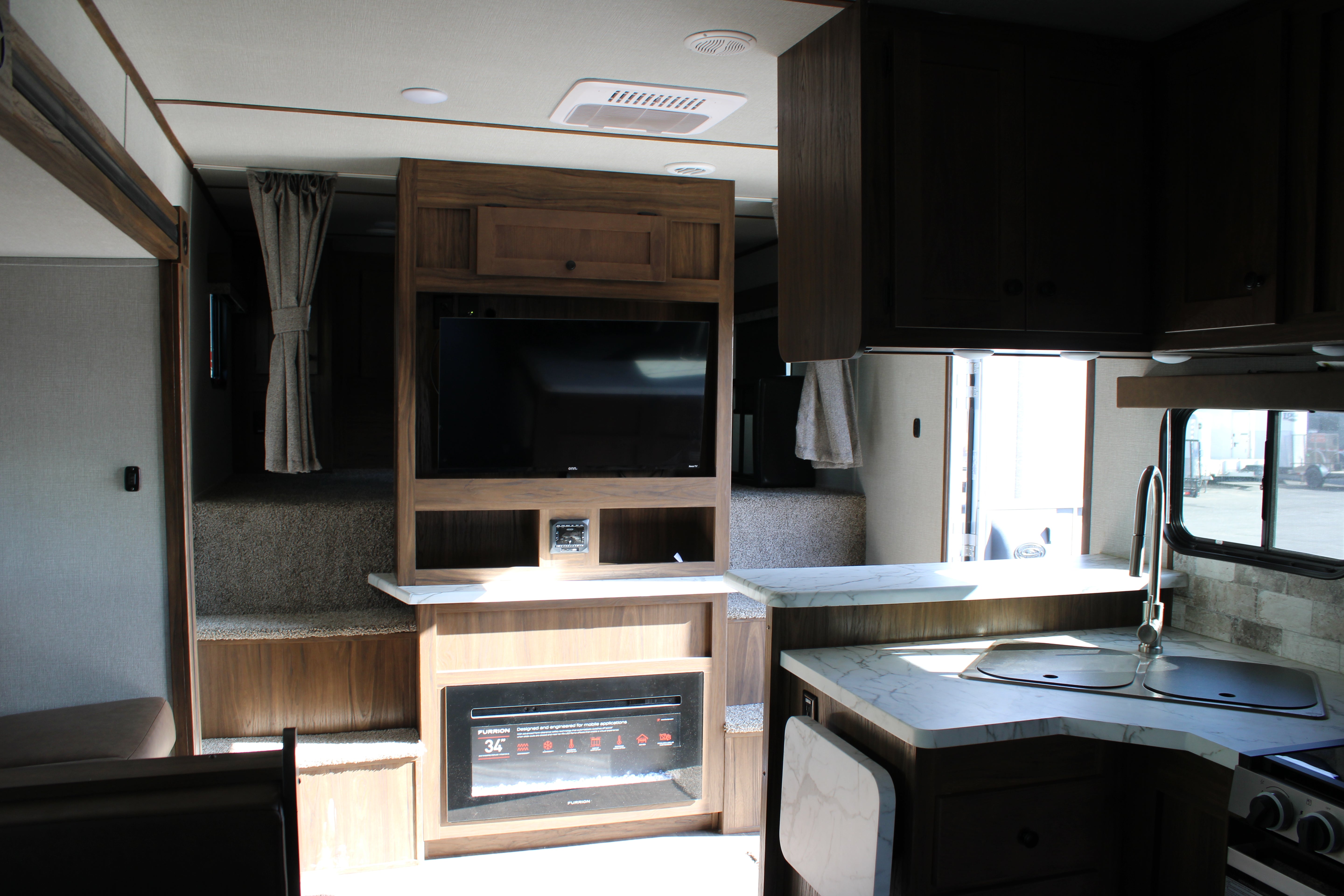 Bison 29' Horse Trailer W/ Living Quarters