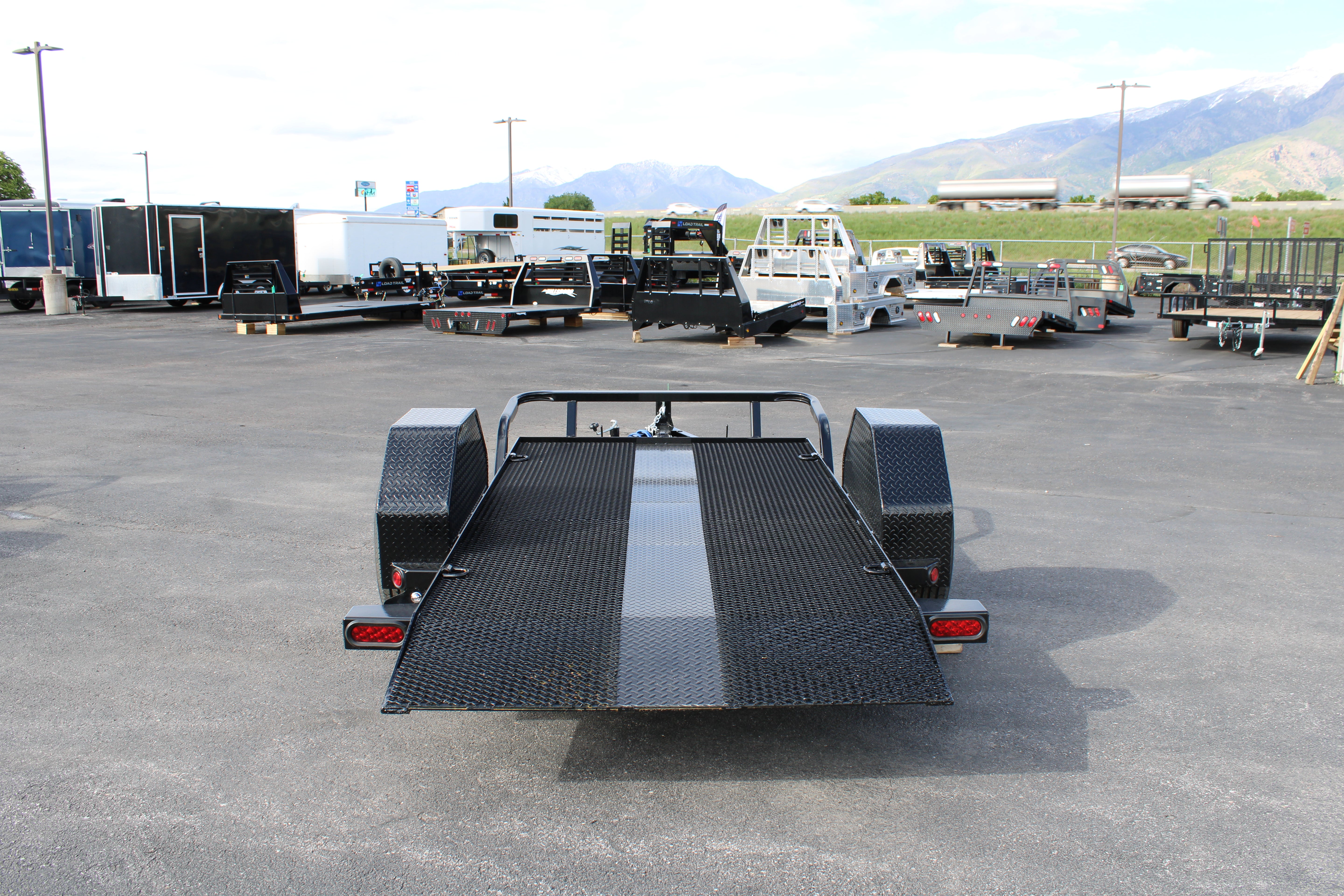 2025 Load Trail 5 x 10 Scissor Hauler