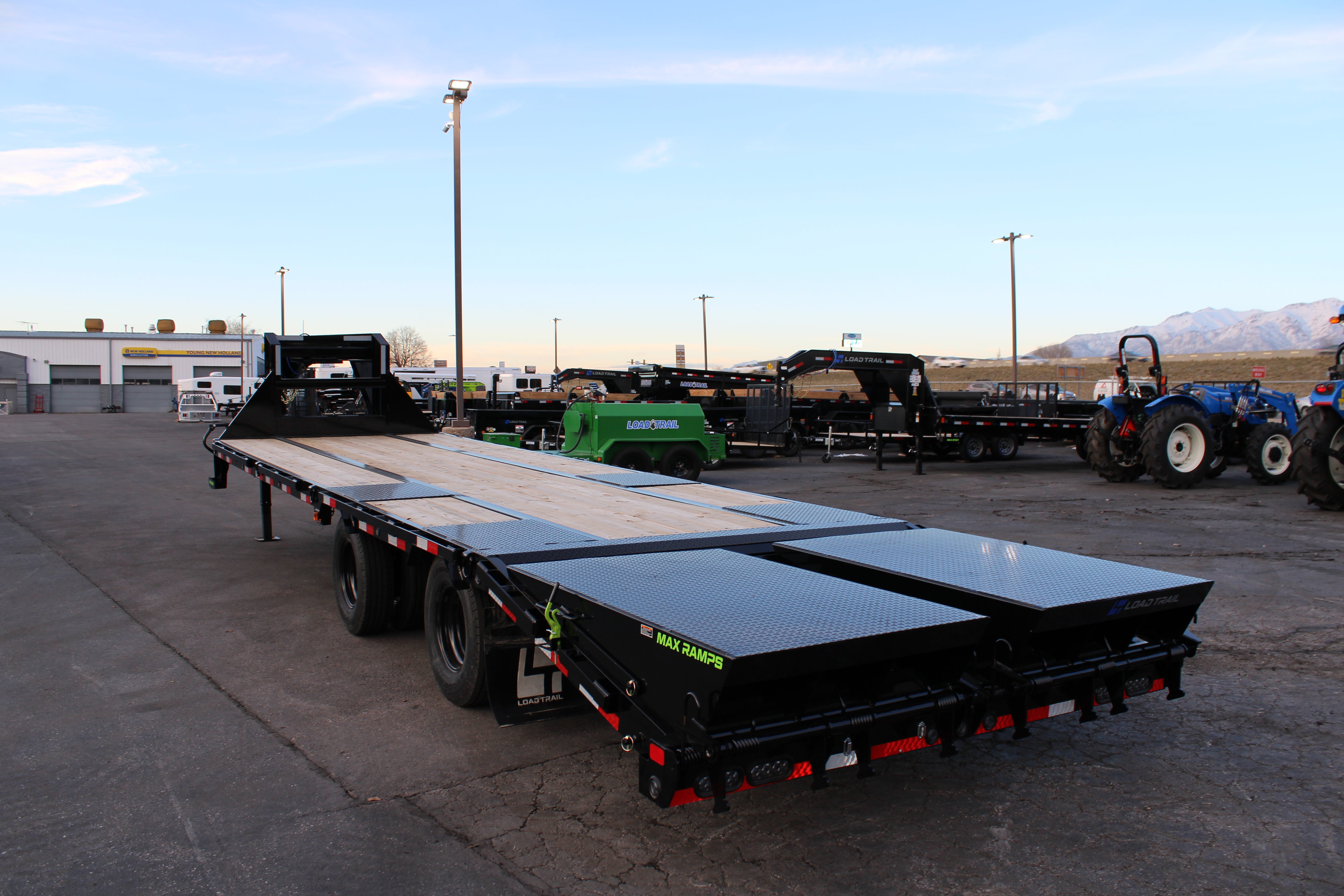 2025 Load Trail 8.5 X 32 Gooseneck Flatbed Trailer