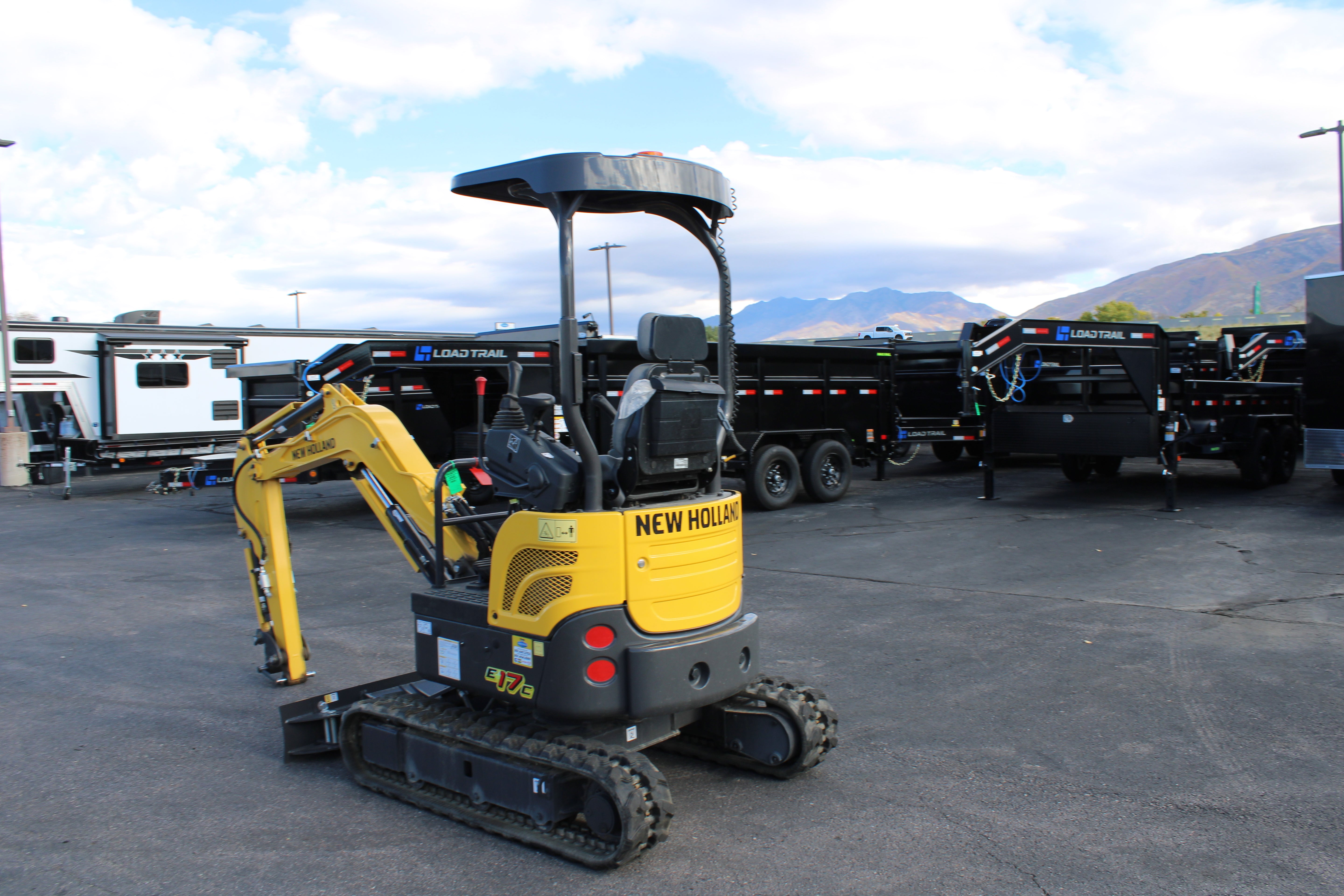 New Holland E17C Mini Excavator