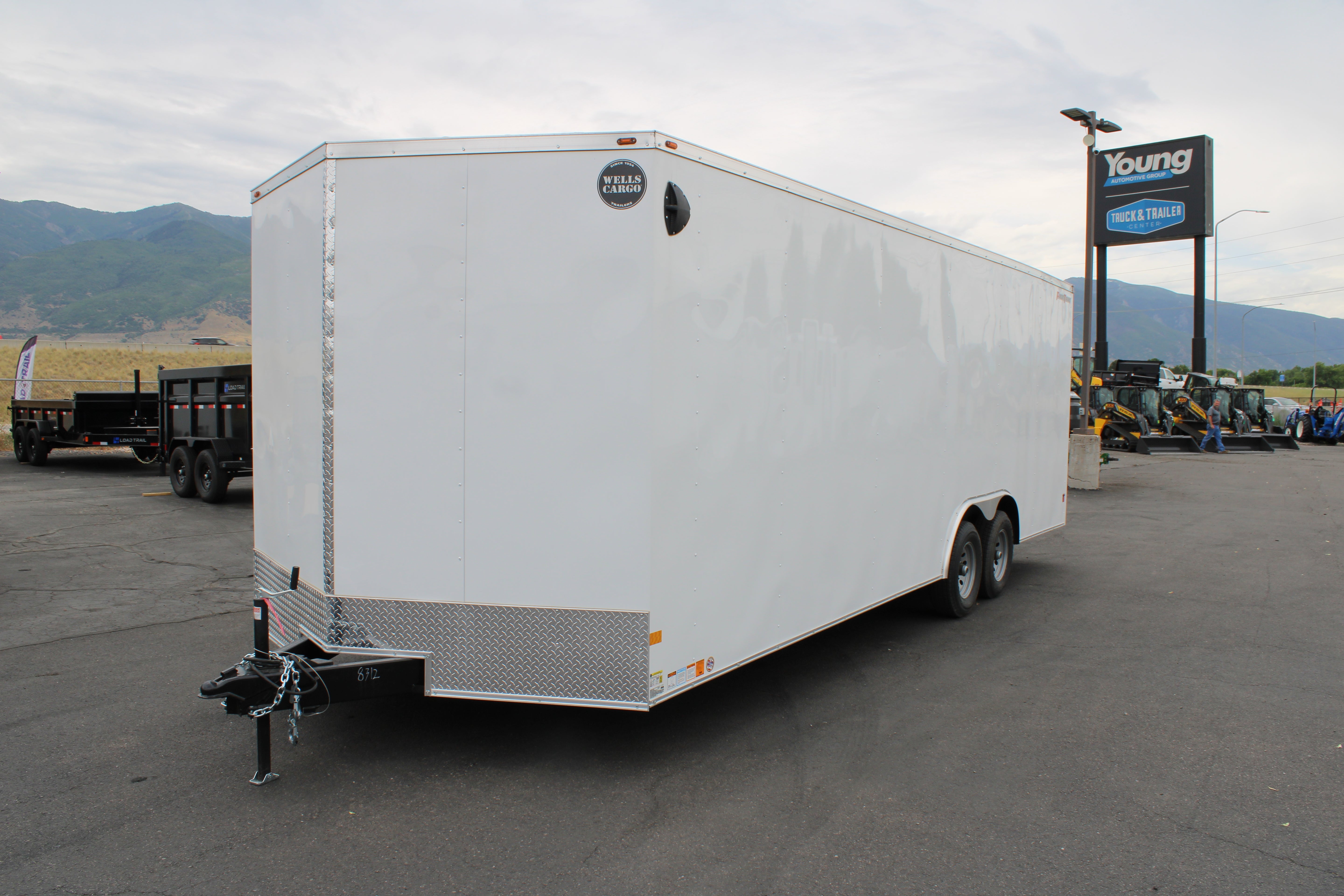 2025 Wells Cargo 8.5 x 24 Deluxe Enclosed Trailer