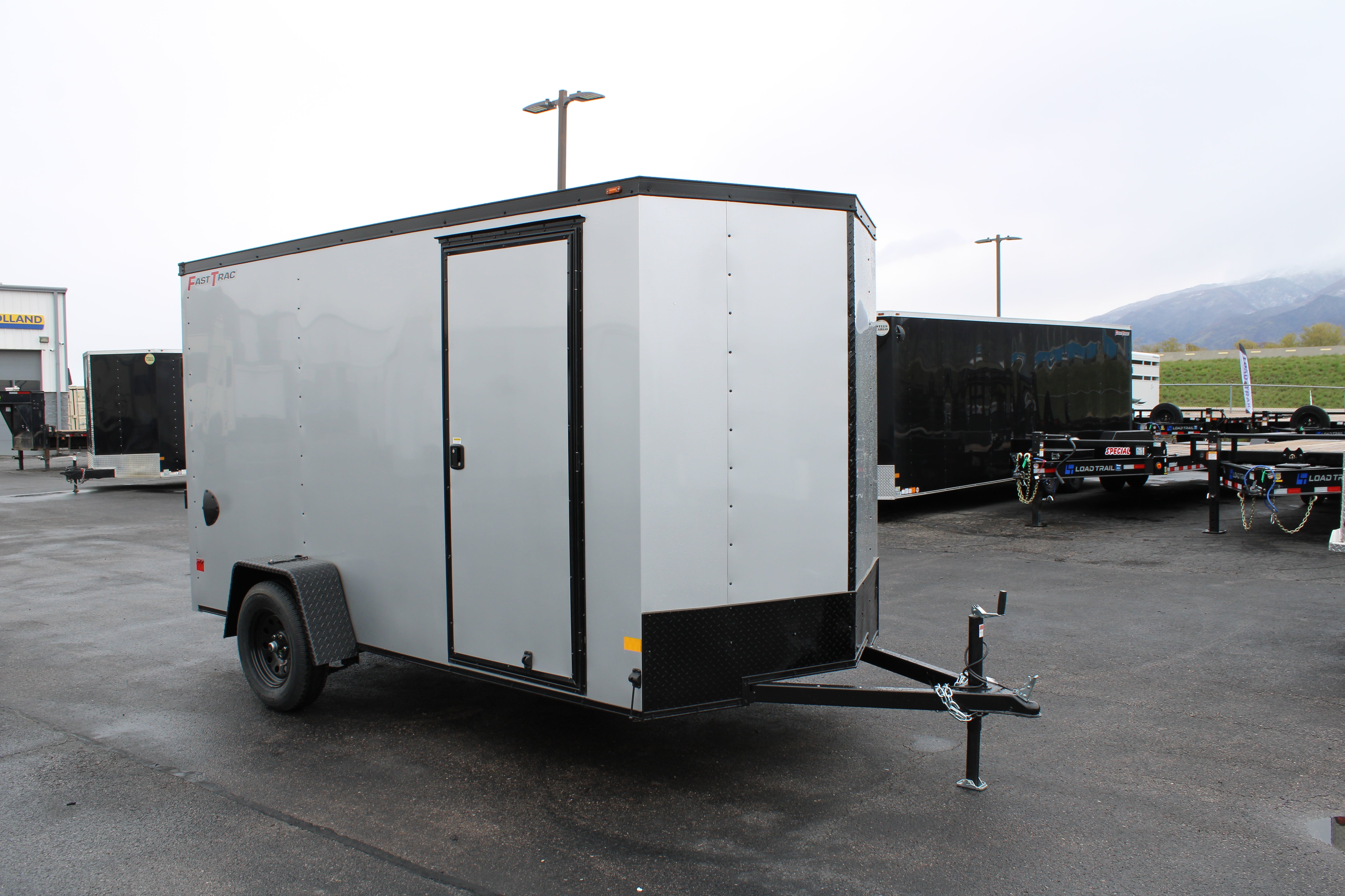 2025 Wells Cargo 6 x 12 Deluxe Enclosed Trailer