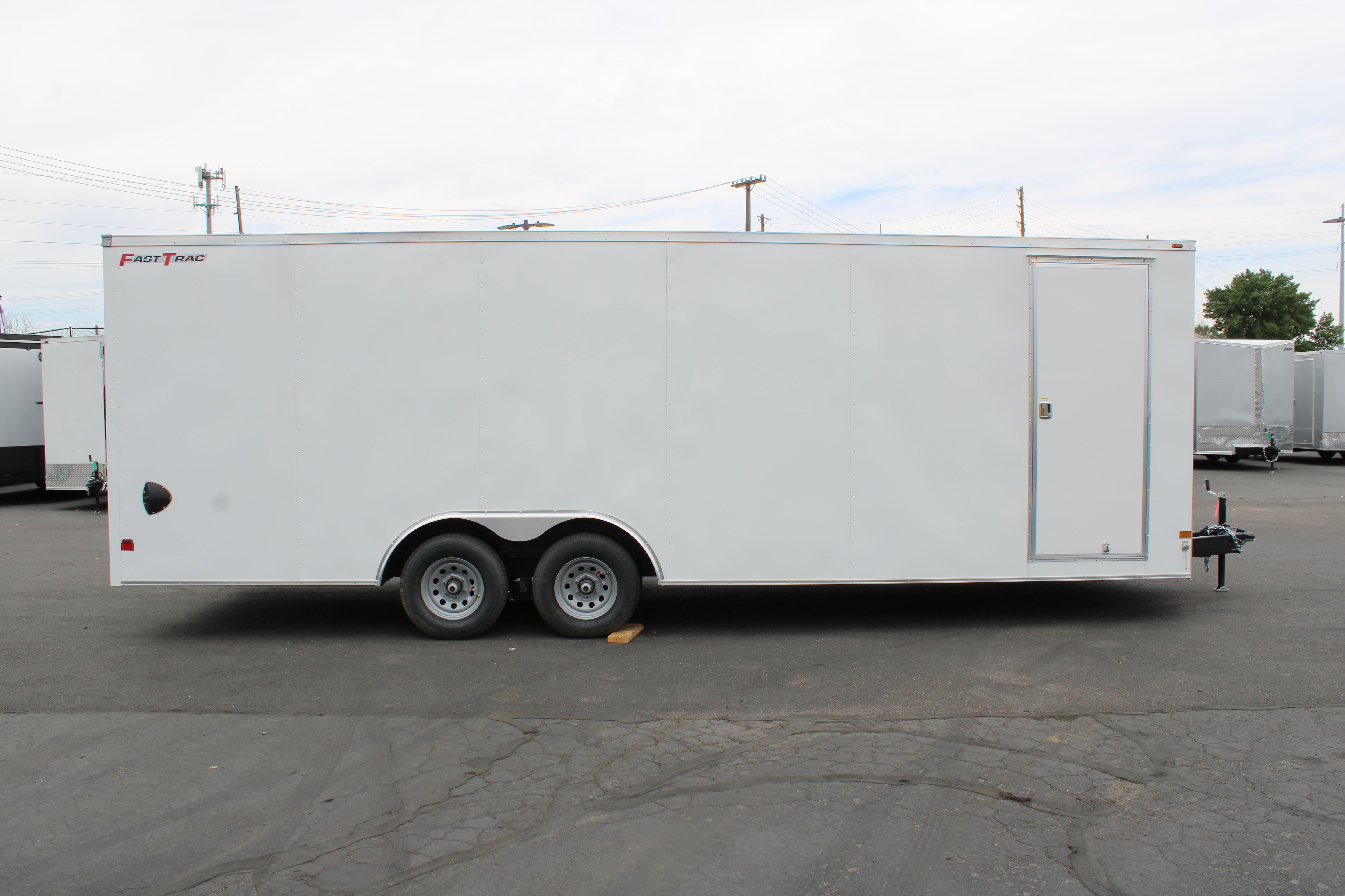 2025 Wells Cargo 8.5 x 24 Deluxe Enclosed Trailer