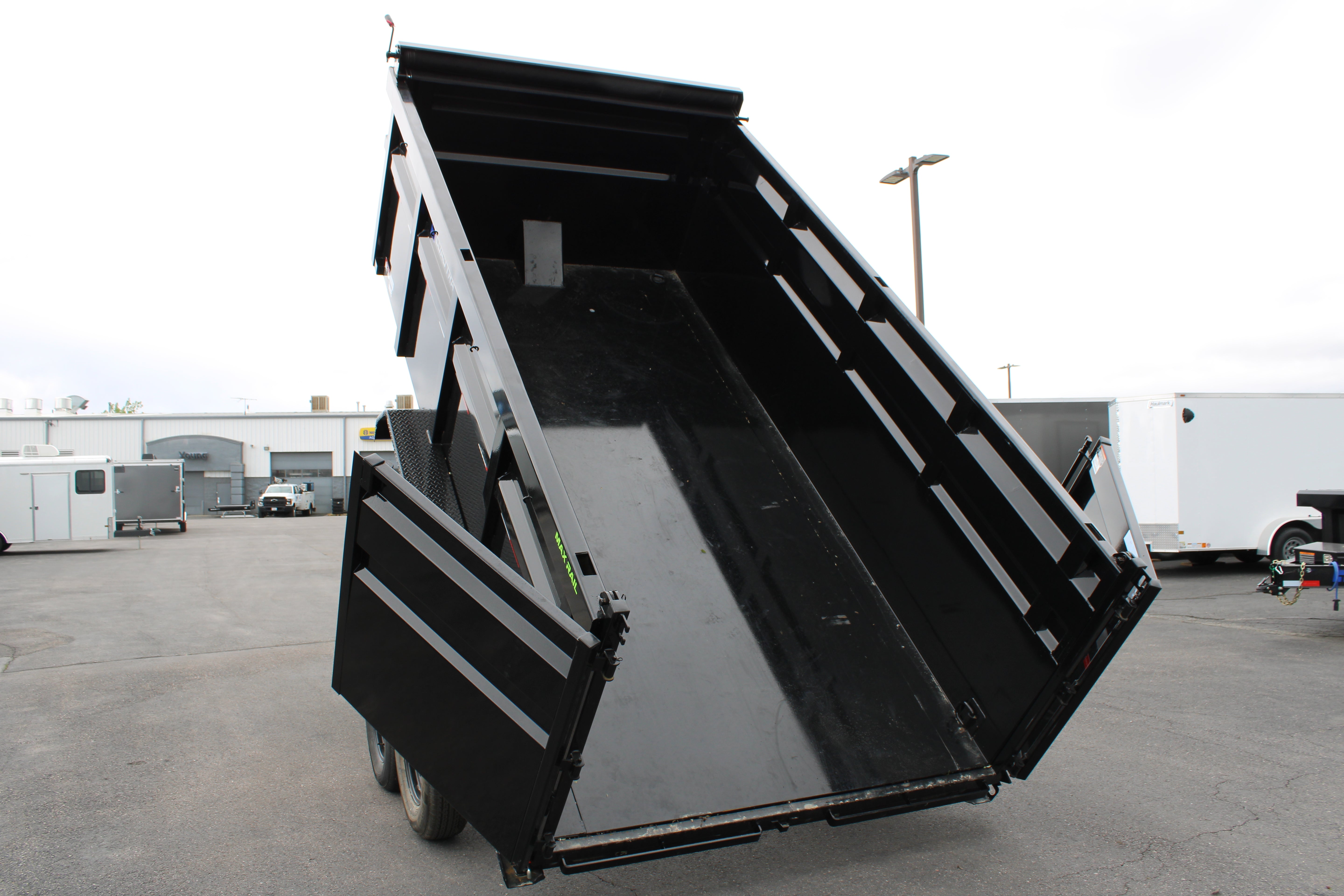 Loadtrail Dump Trailer 14'
