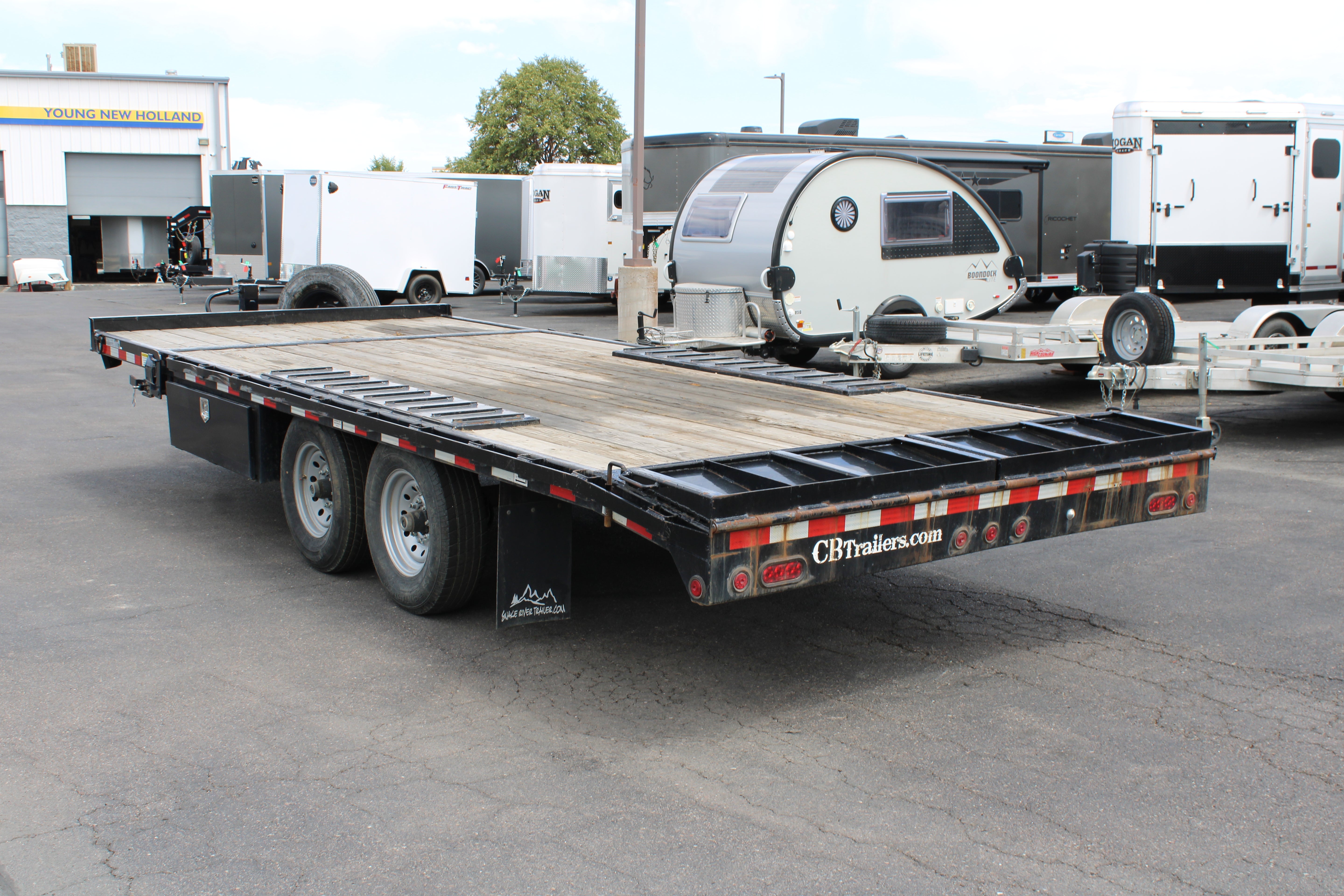 C&B Flatbed Trailer 20'
