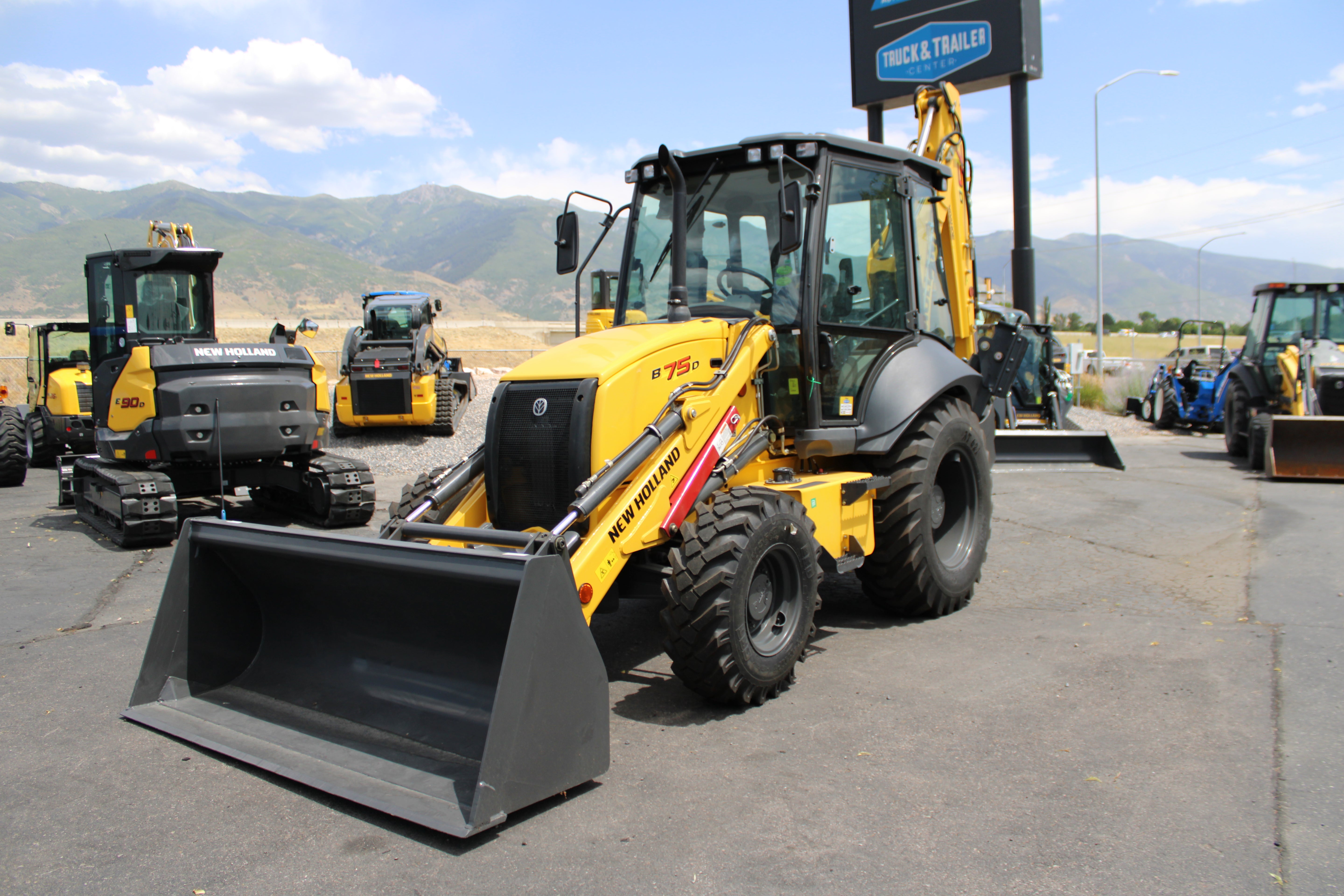 2025 New Holland B75D Backhoe