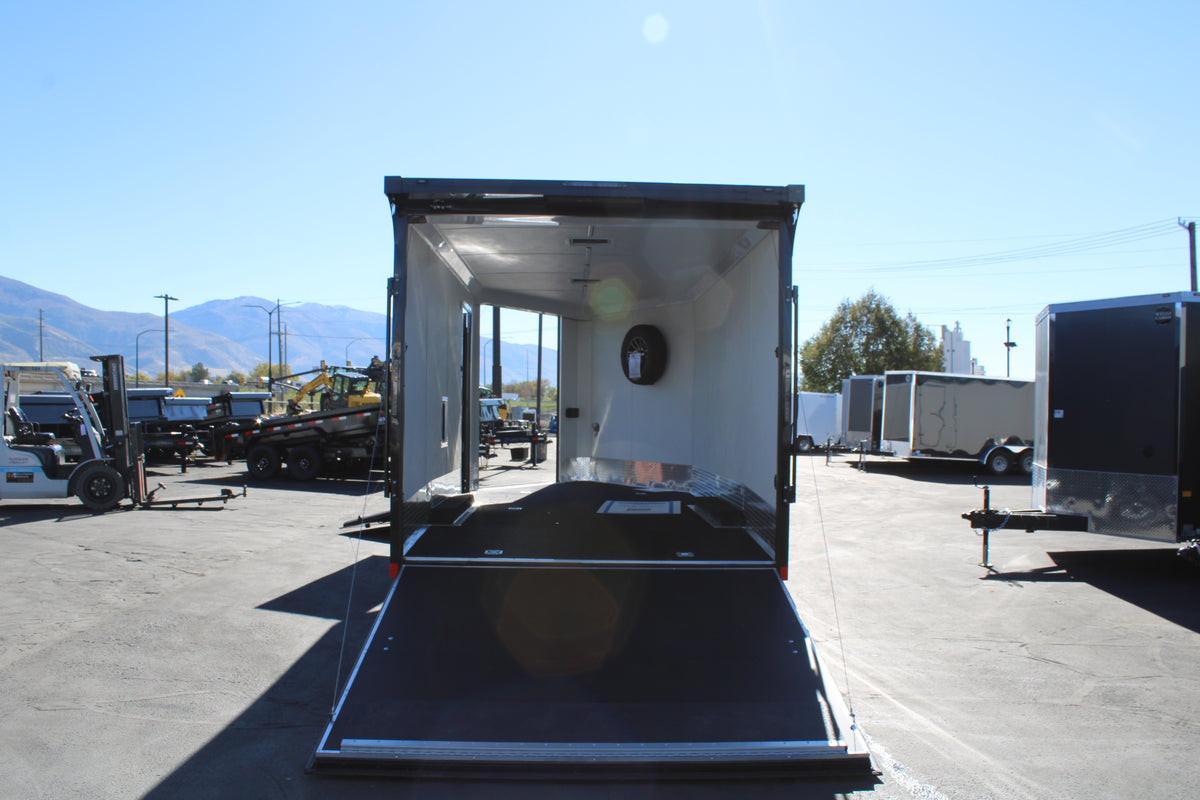 WELLS CARGO 22' PHANTOM PKG WITH SPOILER