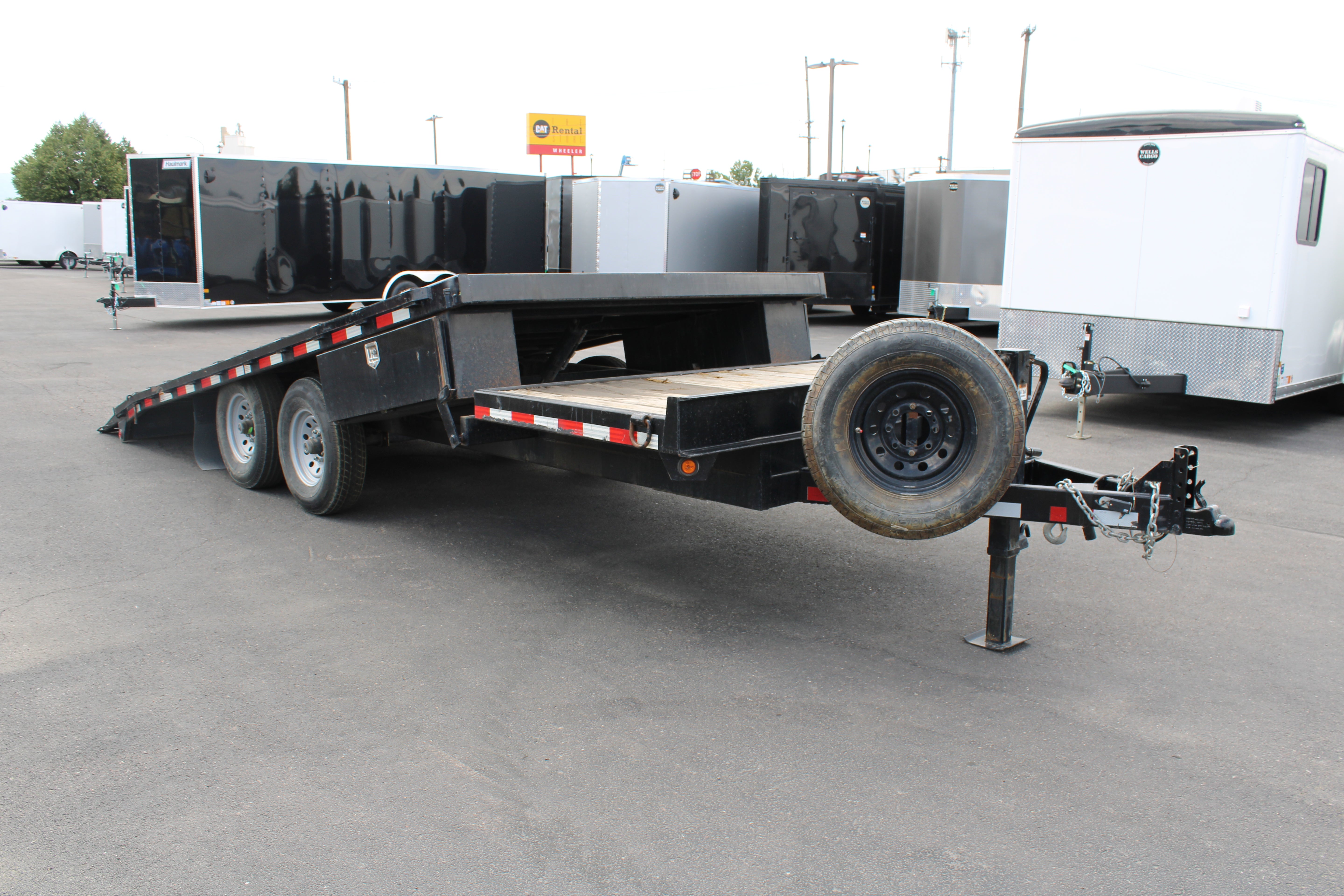 C&B Flatbed Trailer 20'