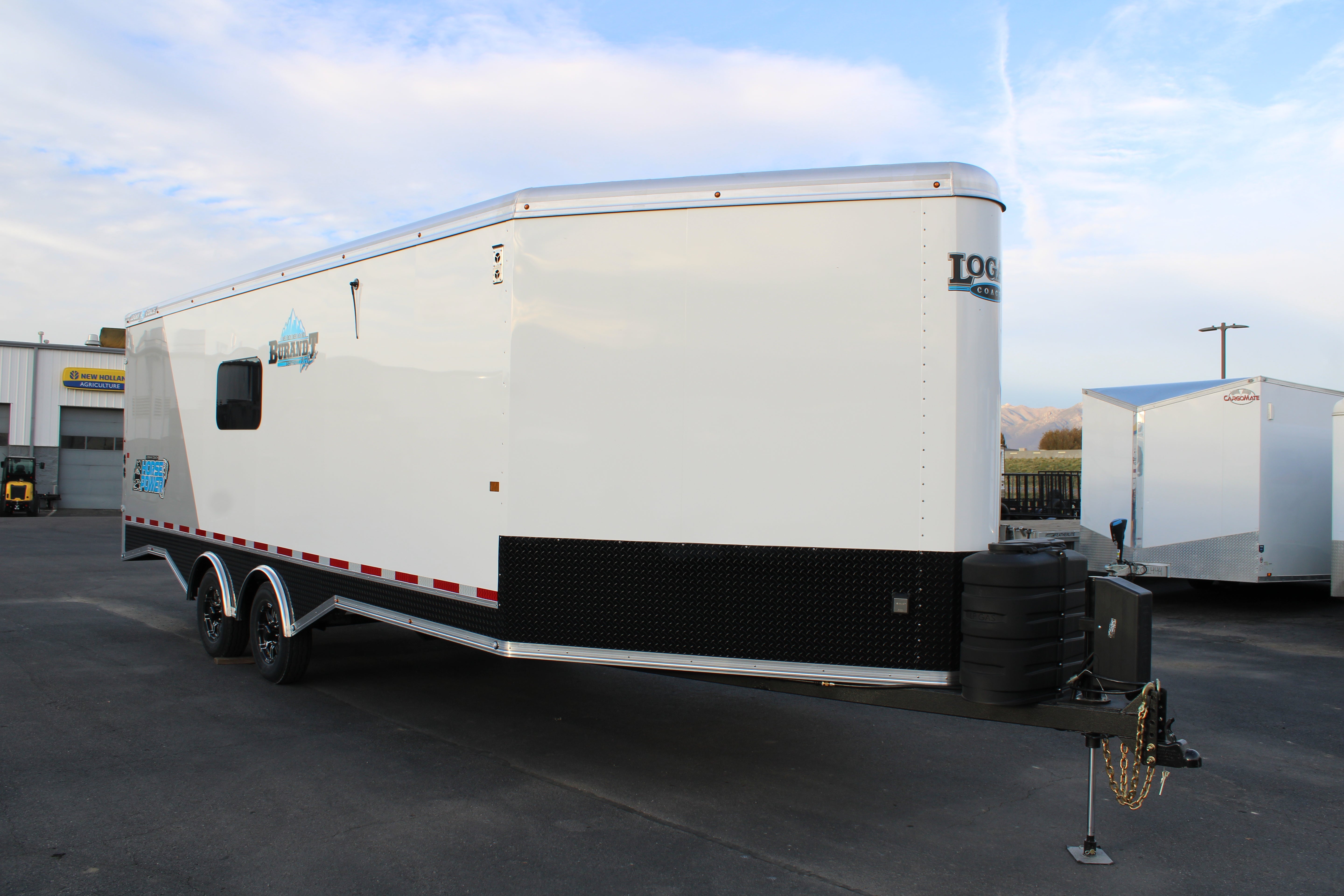 Logan Coach HorsePower BP 29'