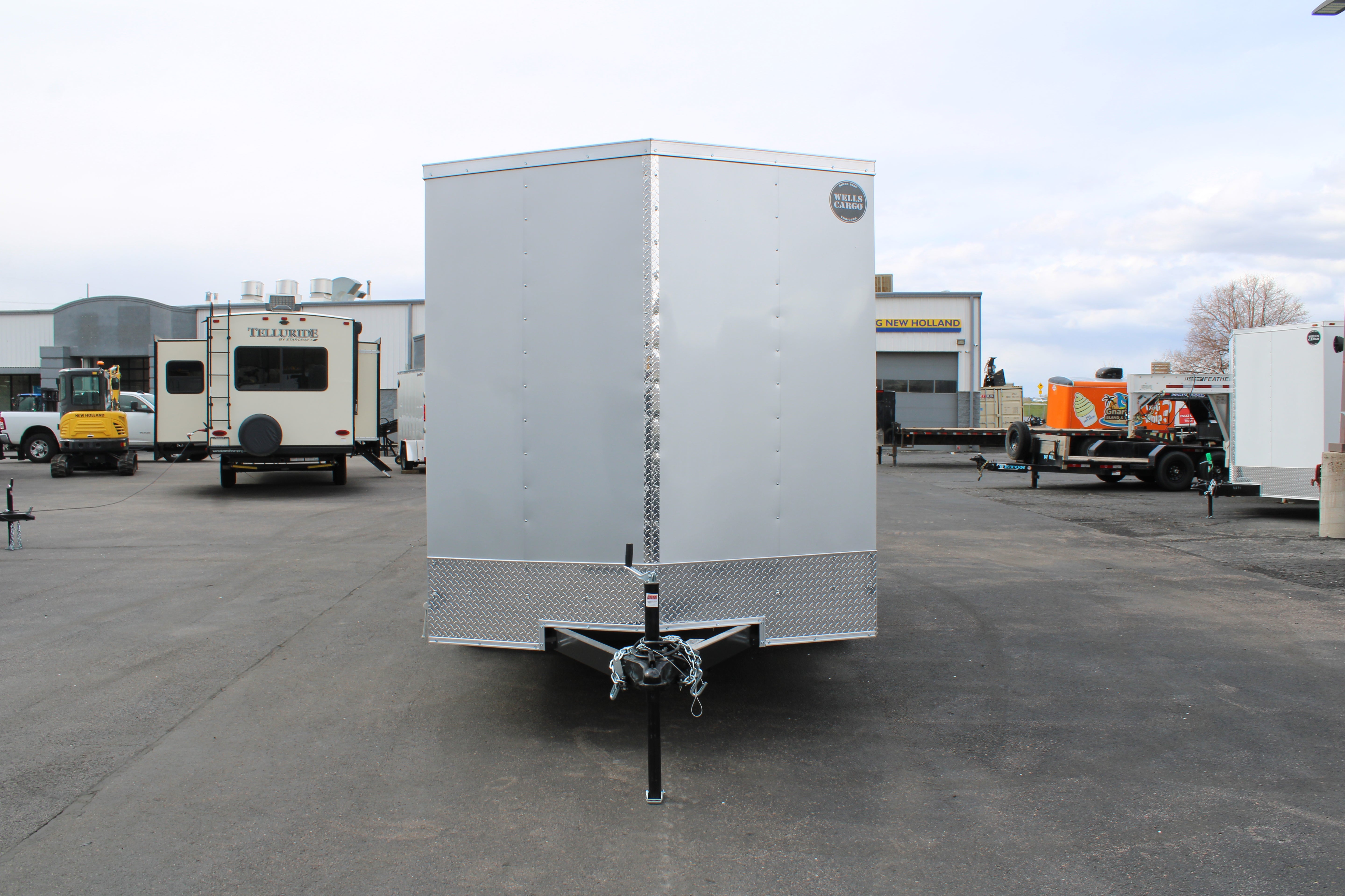 2025 Wells Cargo 7 x 14 Deluxe Enclosed Trailer