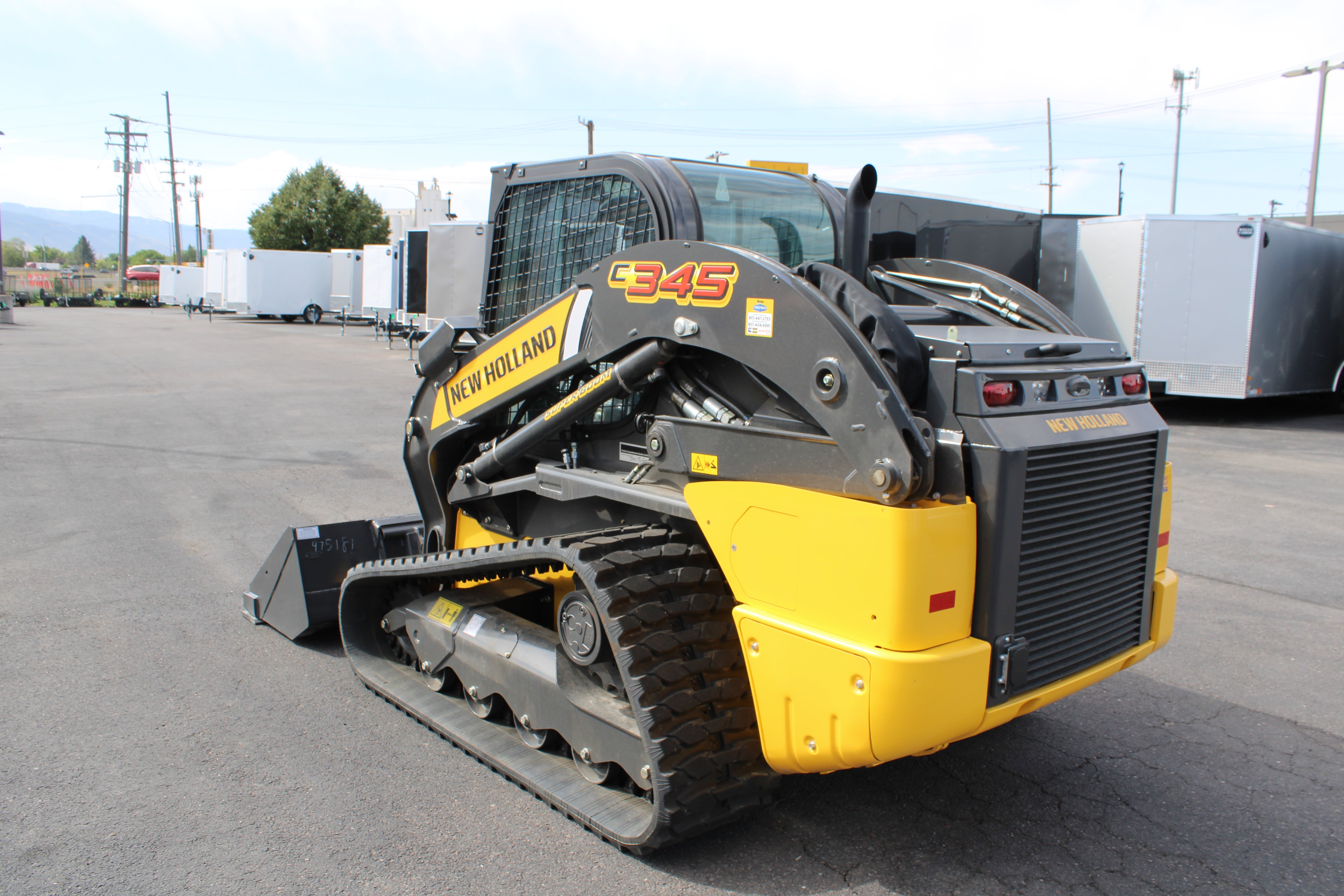 New Holland C345 Skidsteer