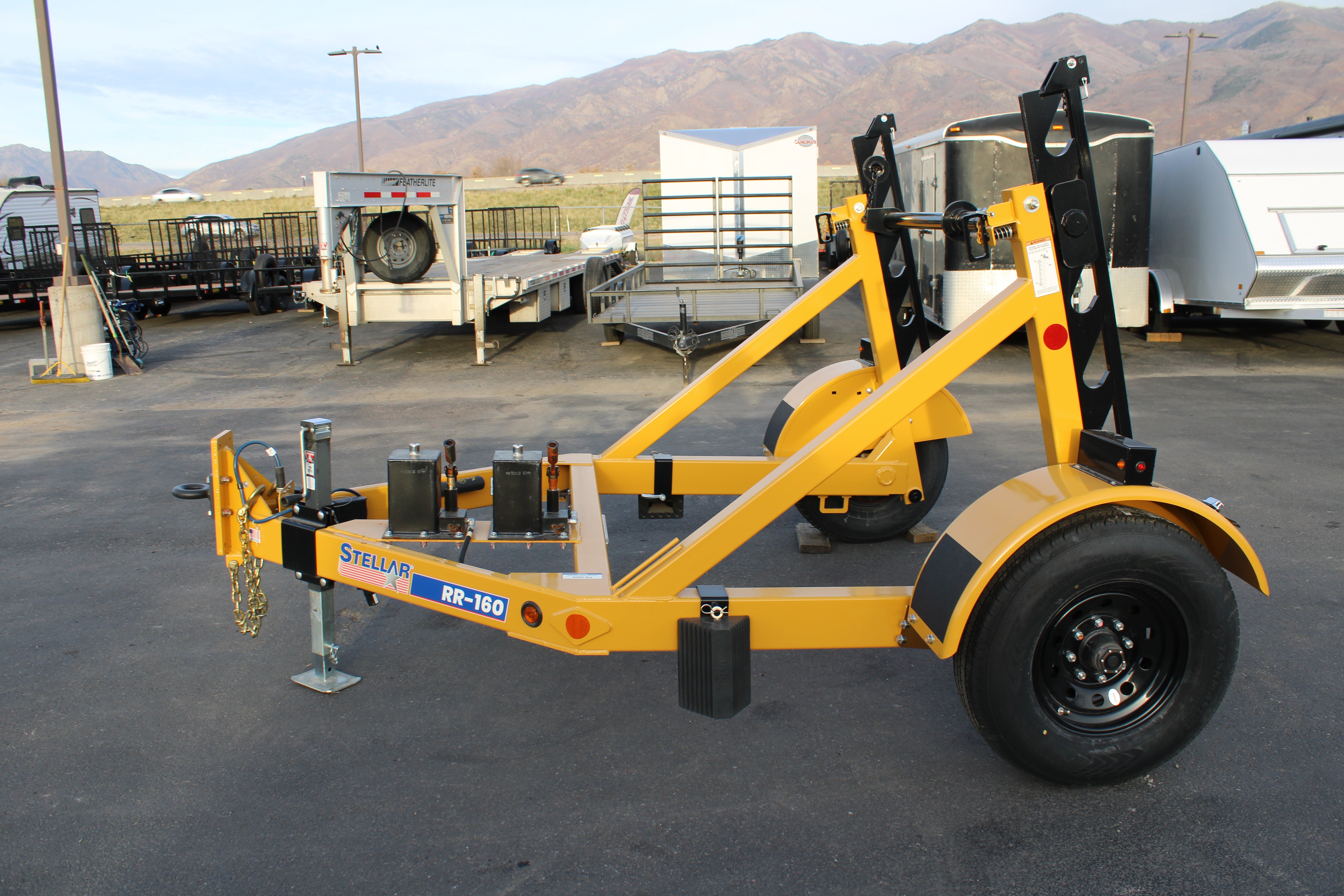 Stellar RR-160 Self-Loading Cable Trailer