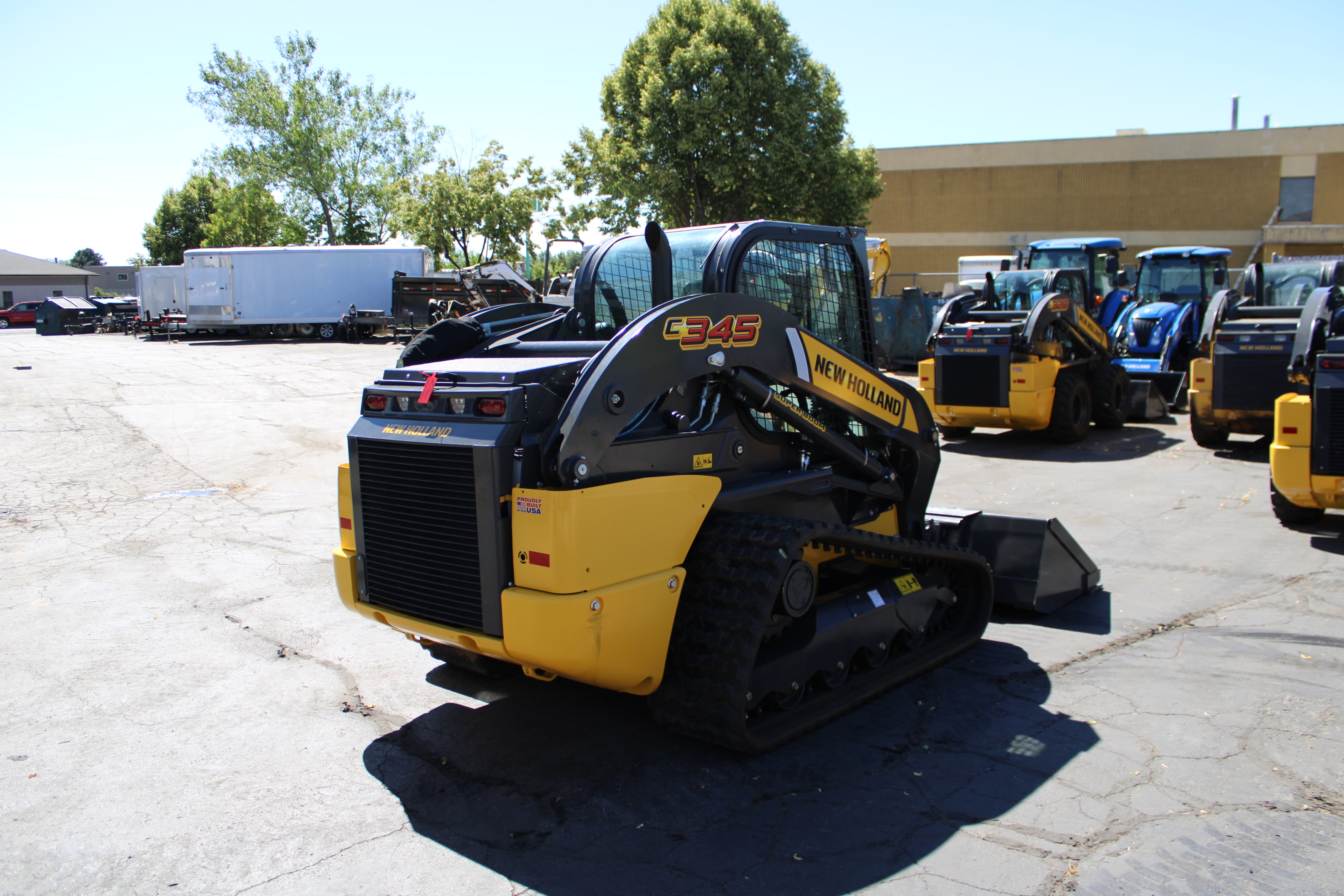 New Holland C345 SKidsteer