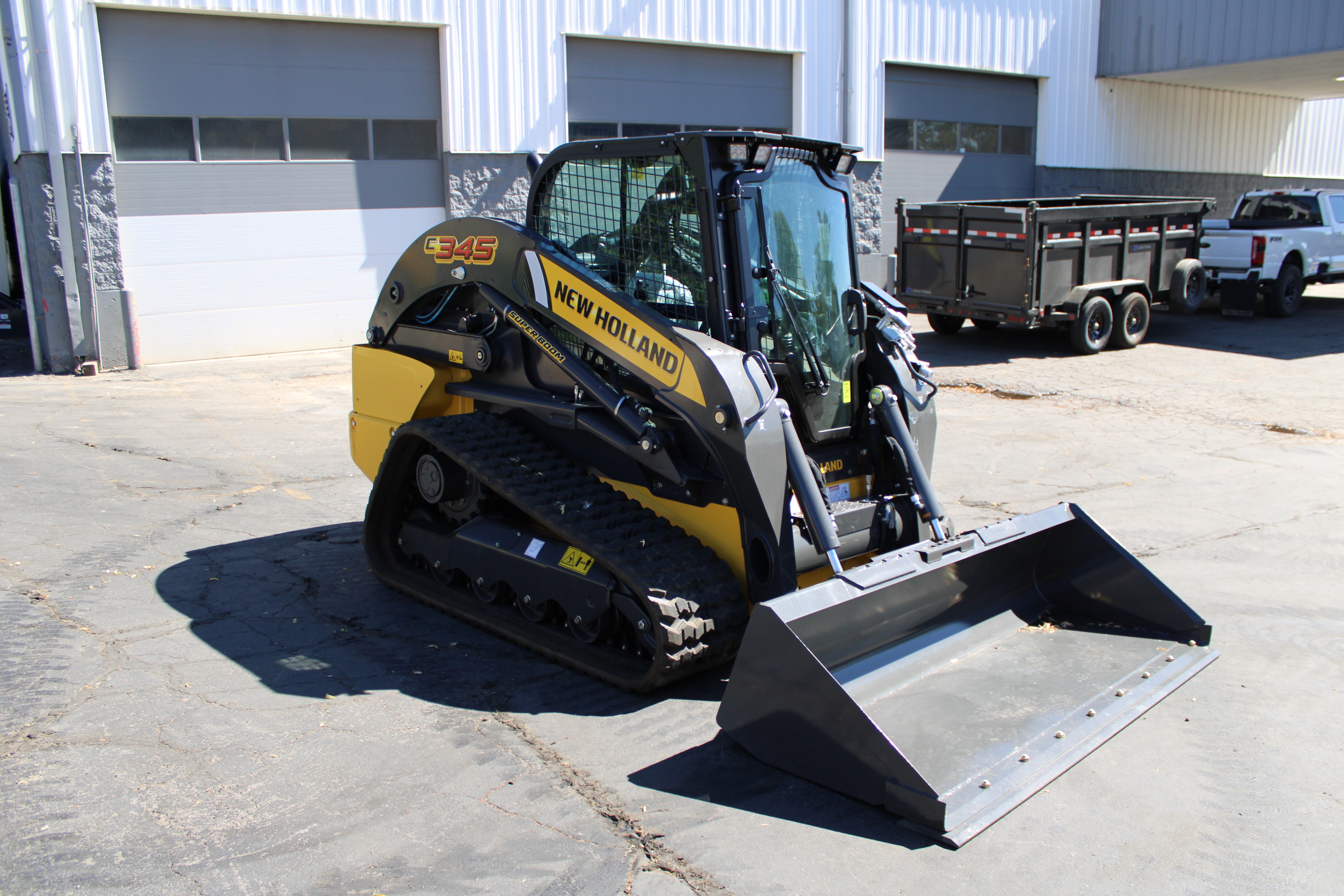 New Holland C345 SKidsteer