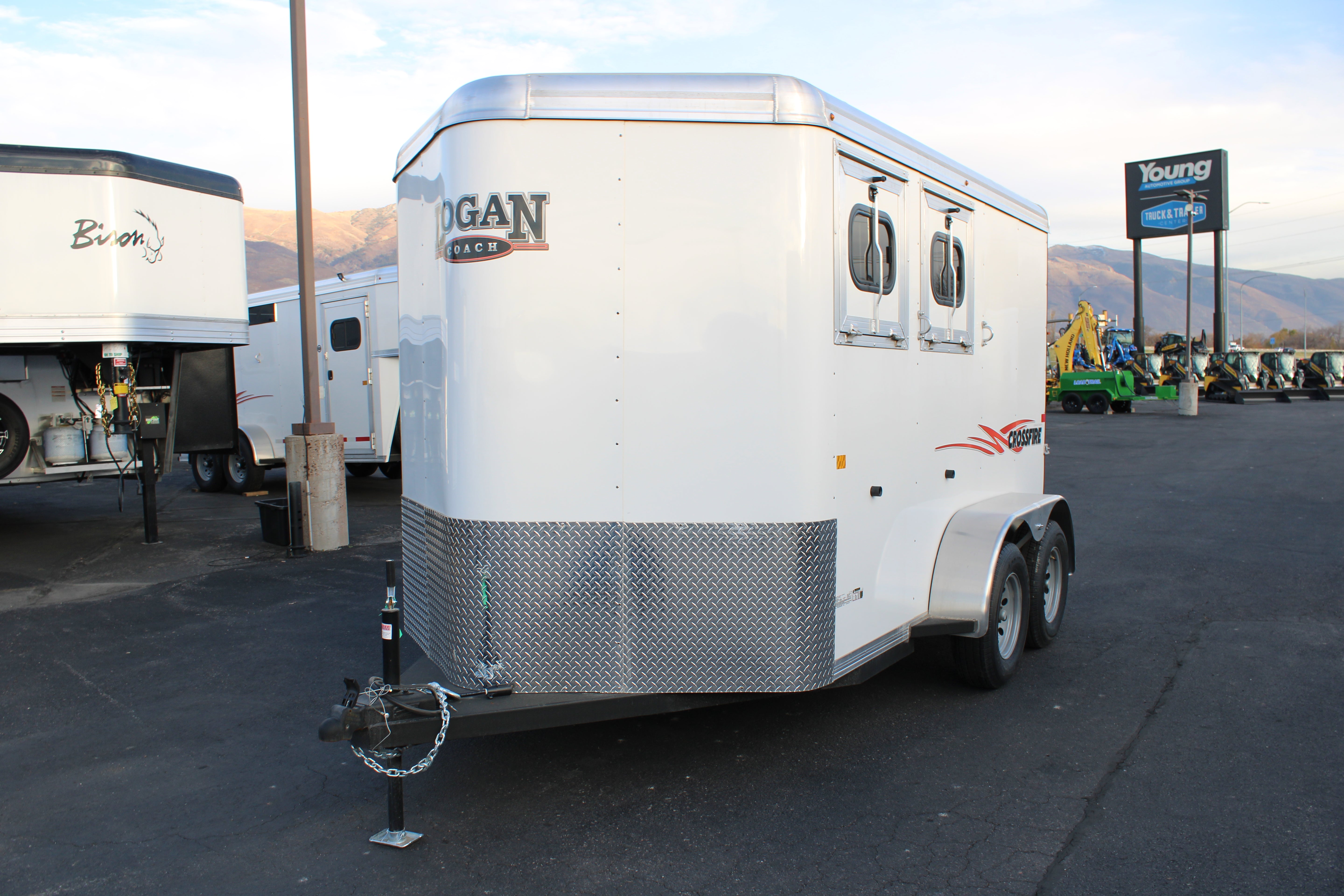 Logan Coach 2HBP Crossfire Trailer