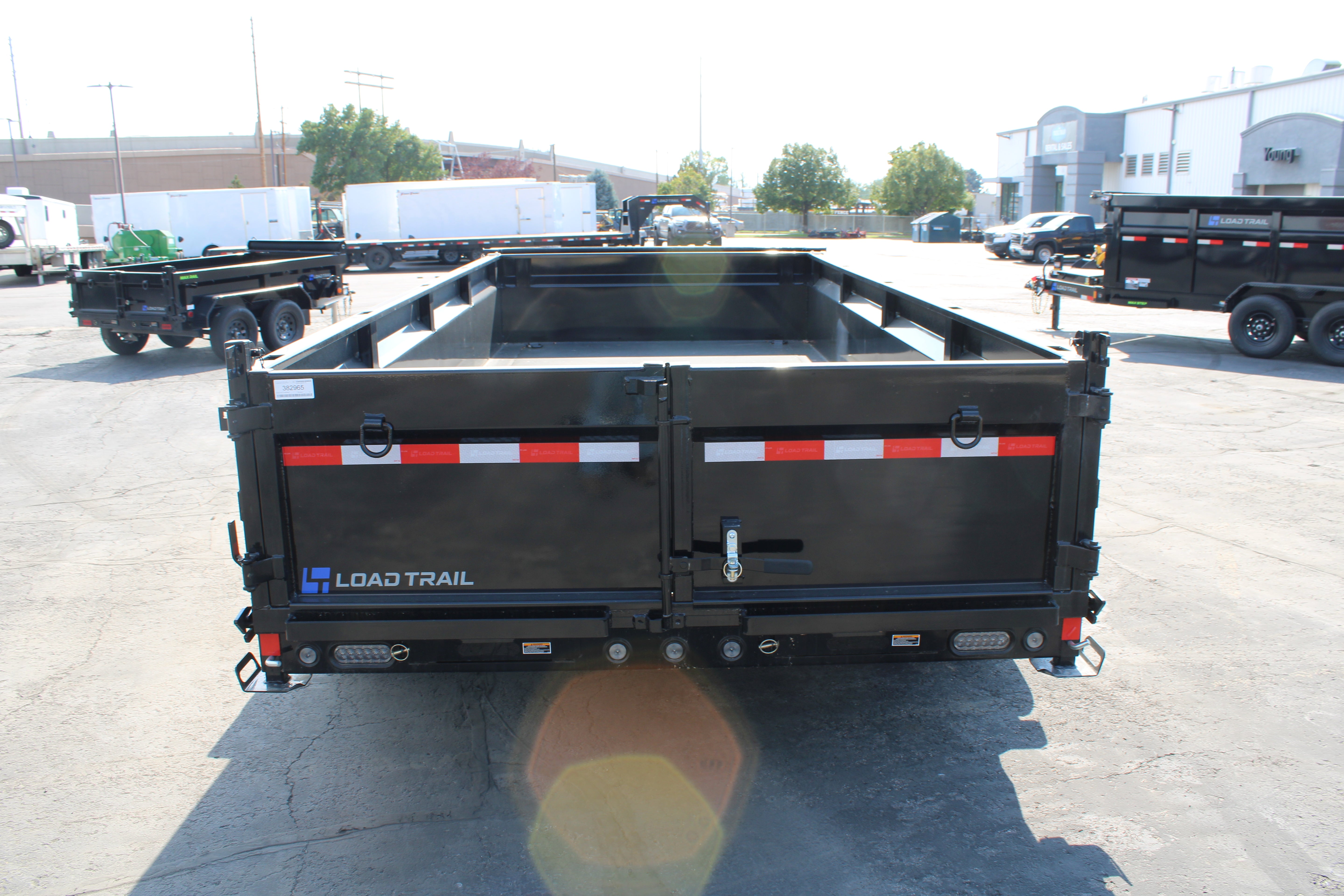 LoadTrail 16' Dump Trailer