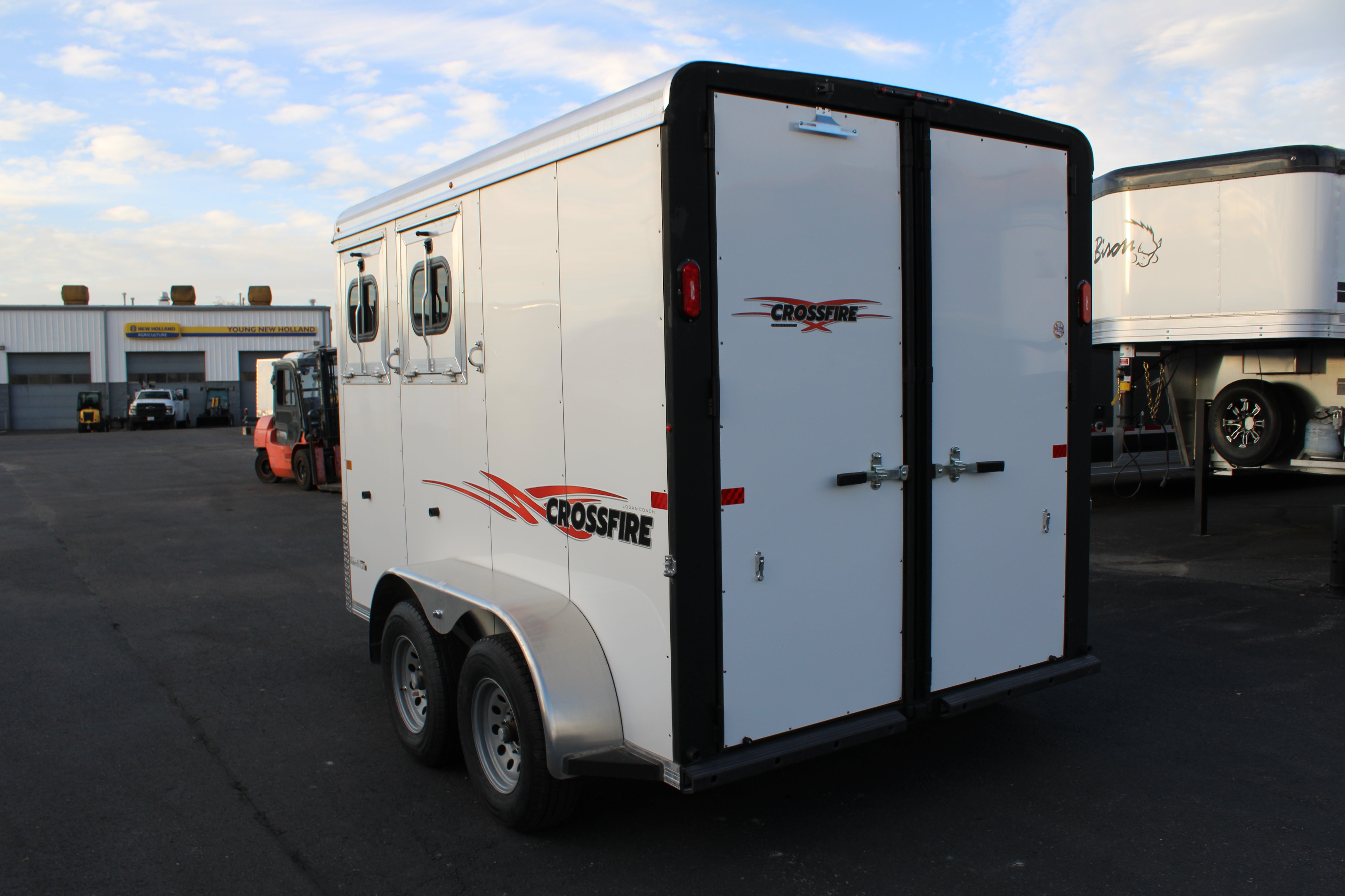 Logan Coach 2HBP Crossfire Trailer