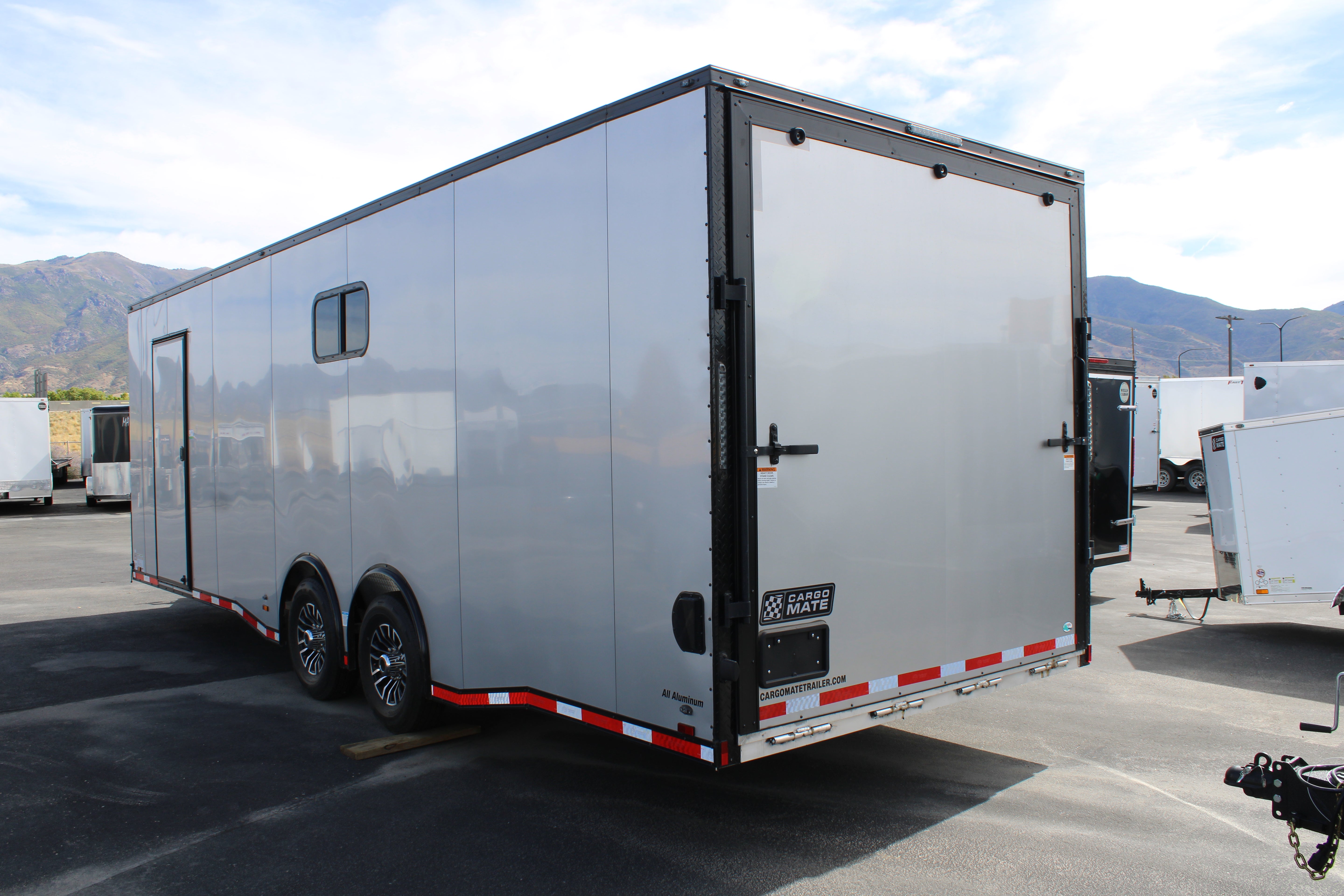 2025 Cargo Mate 8.5 x 26 Enclosed Trailer