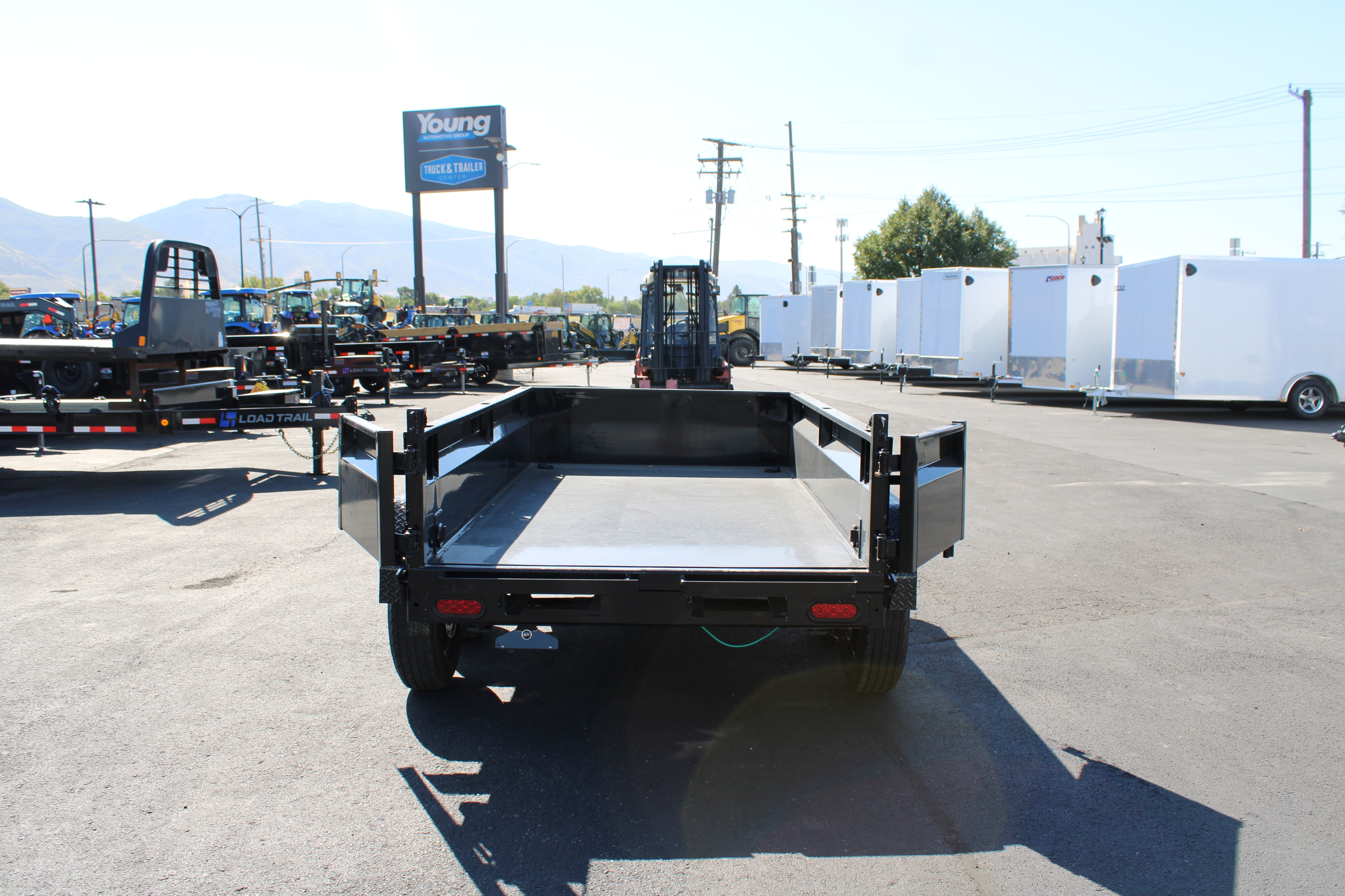 Load Trail 10' Dump Trailer