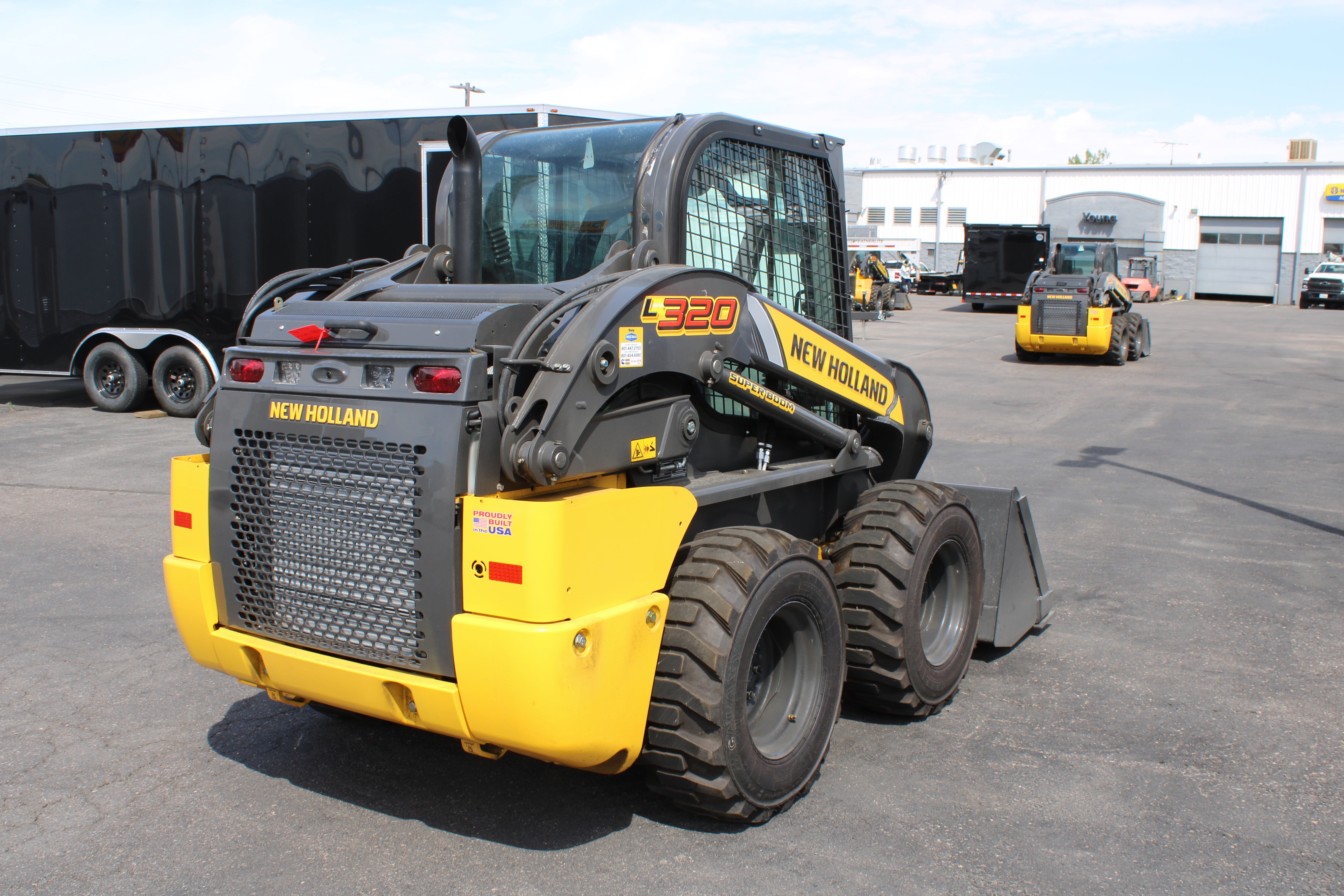 New Holland L320