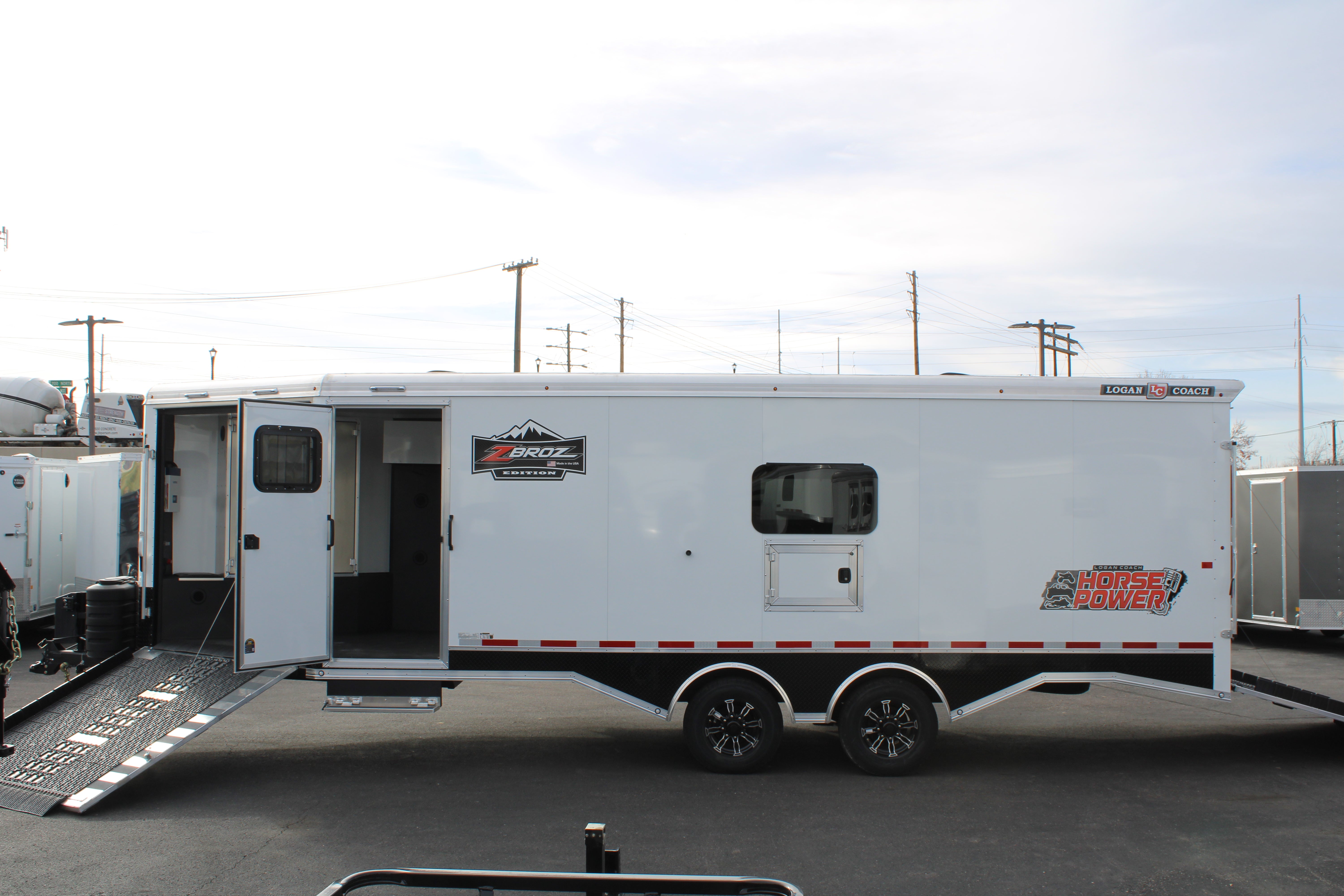 Logan Coach 29' HP Trailer