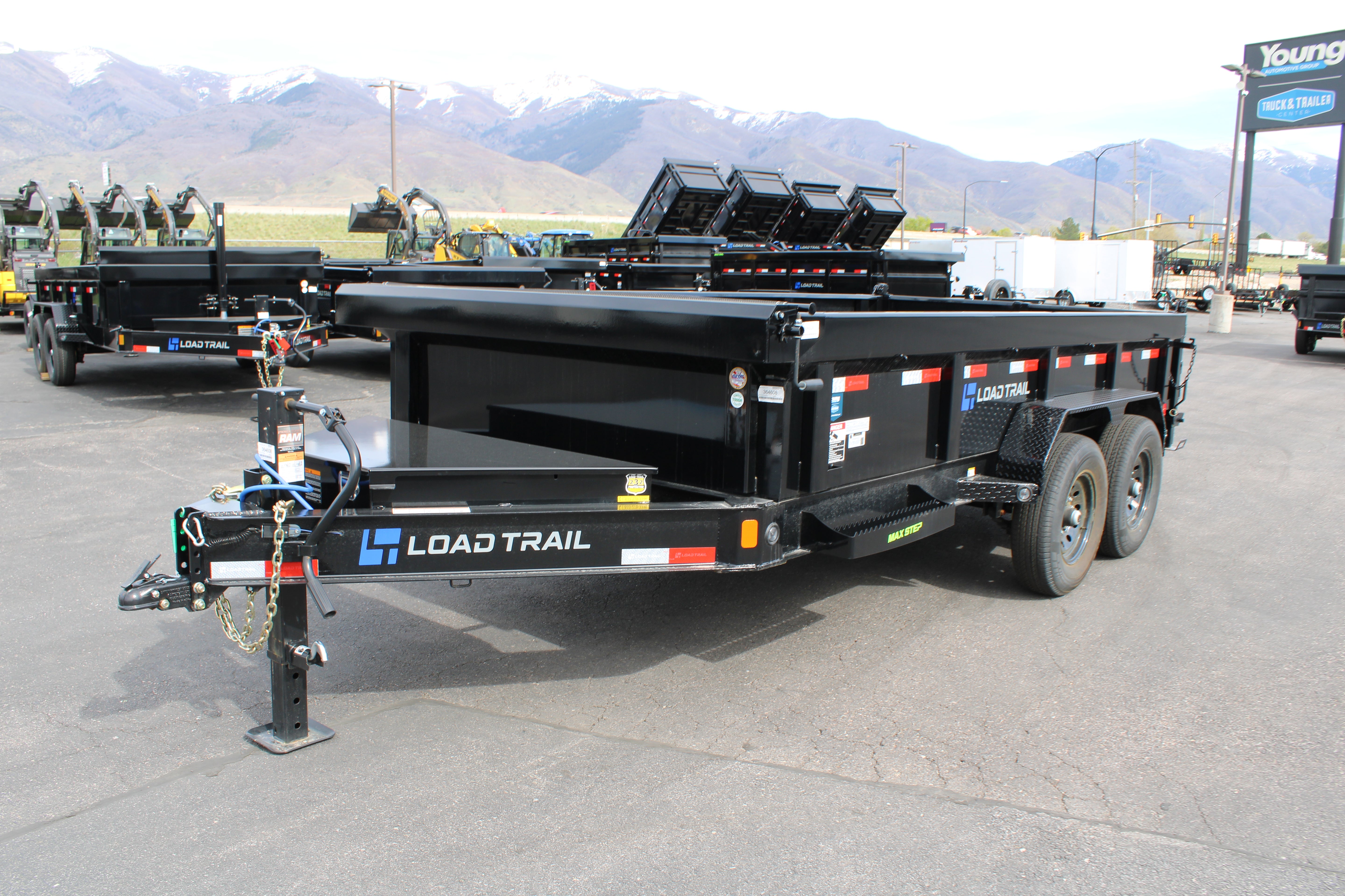 LoadTrail 14' Dump Trailer