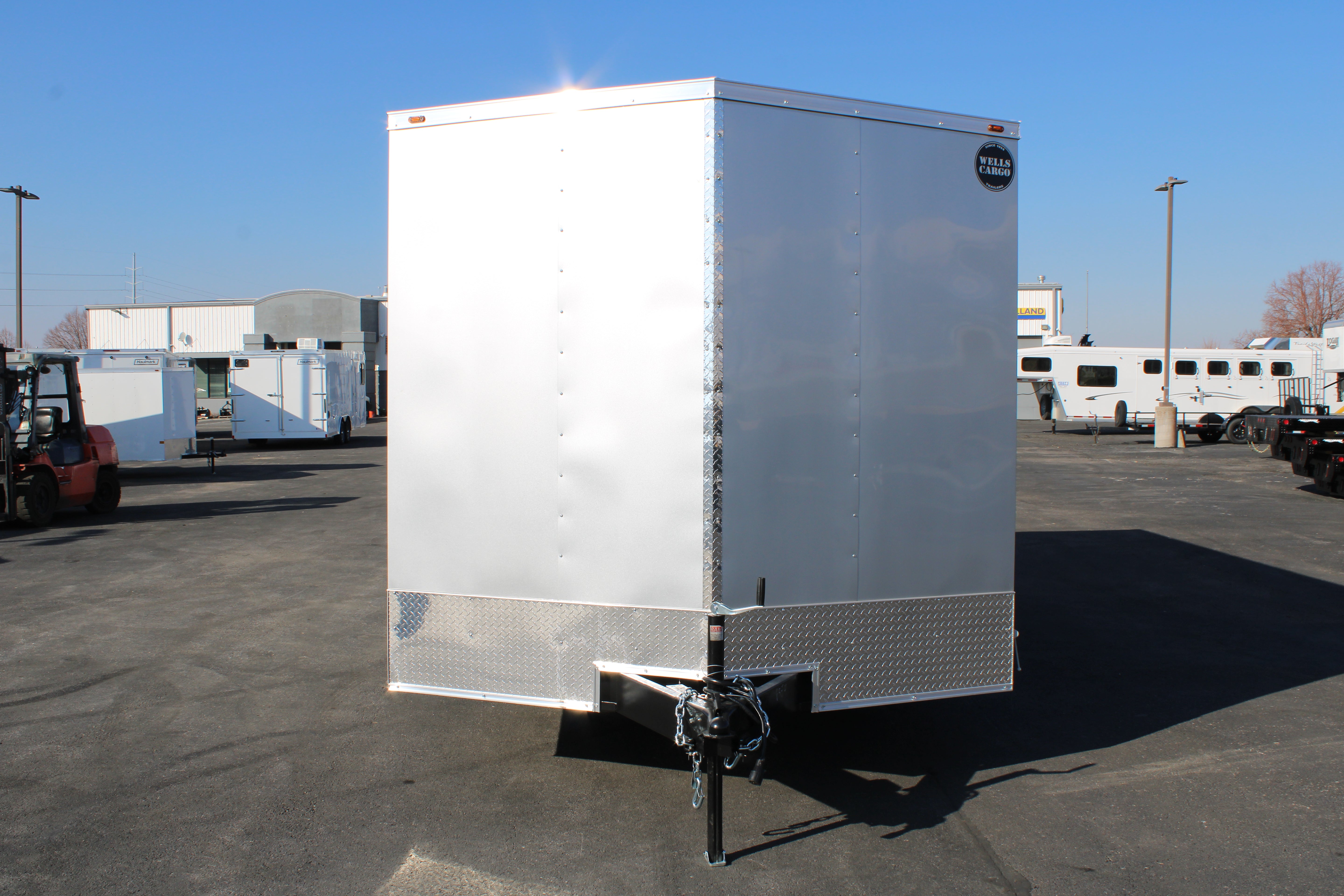 2025 Wells Cargo 8.5 x 20 Deluxe Enclosed Trailer