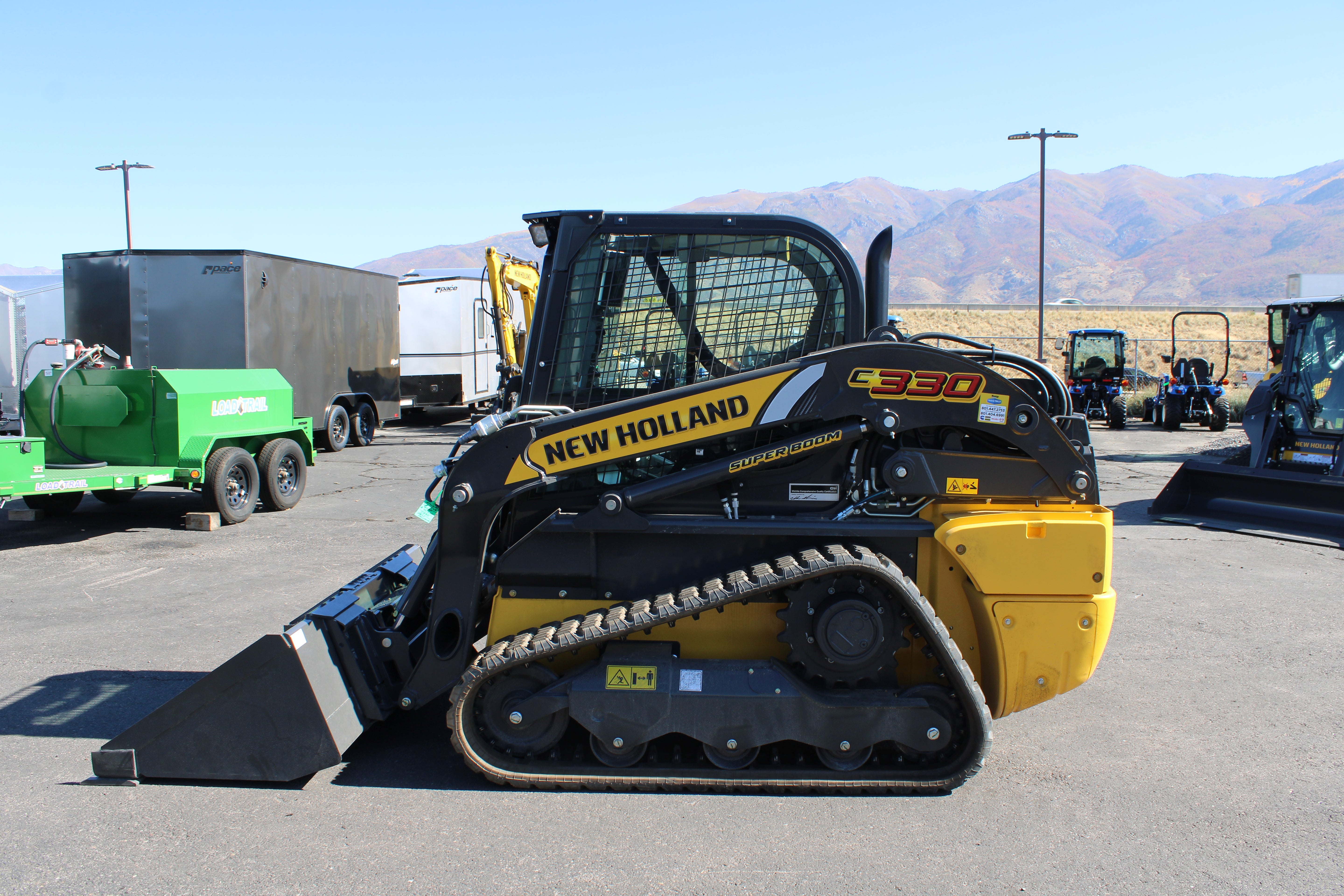New Holland C330 Trackload Skidsteer