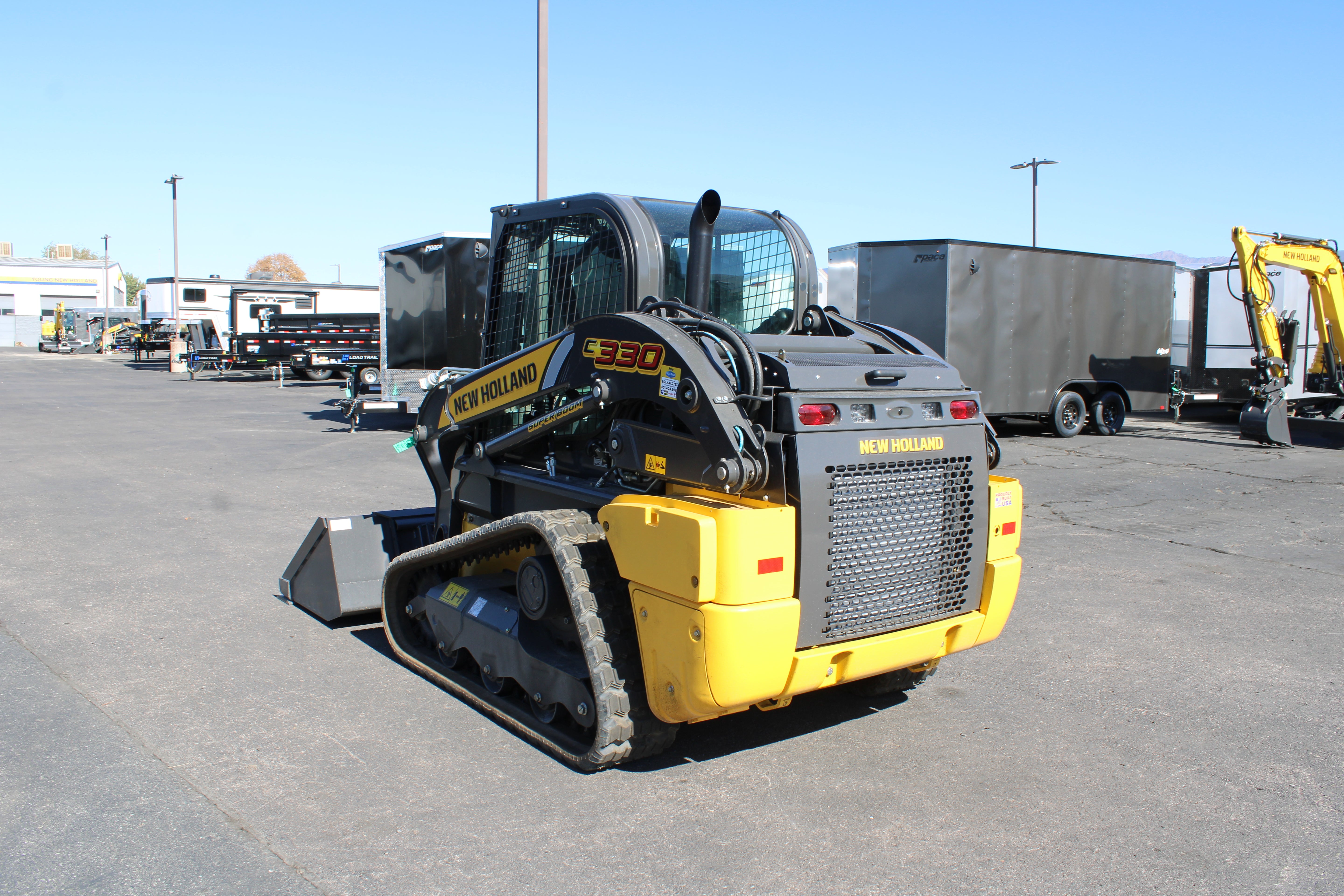 New Holland C330 Trackload Skidsteer