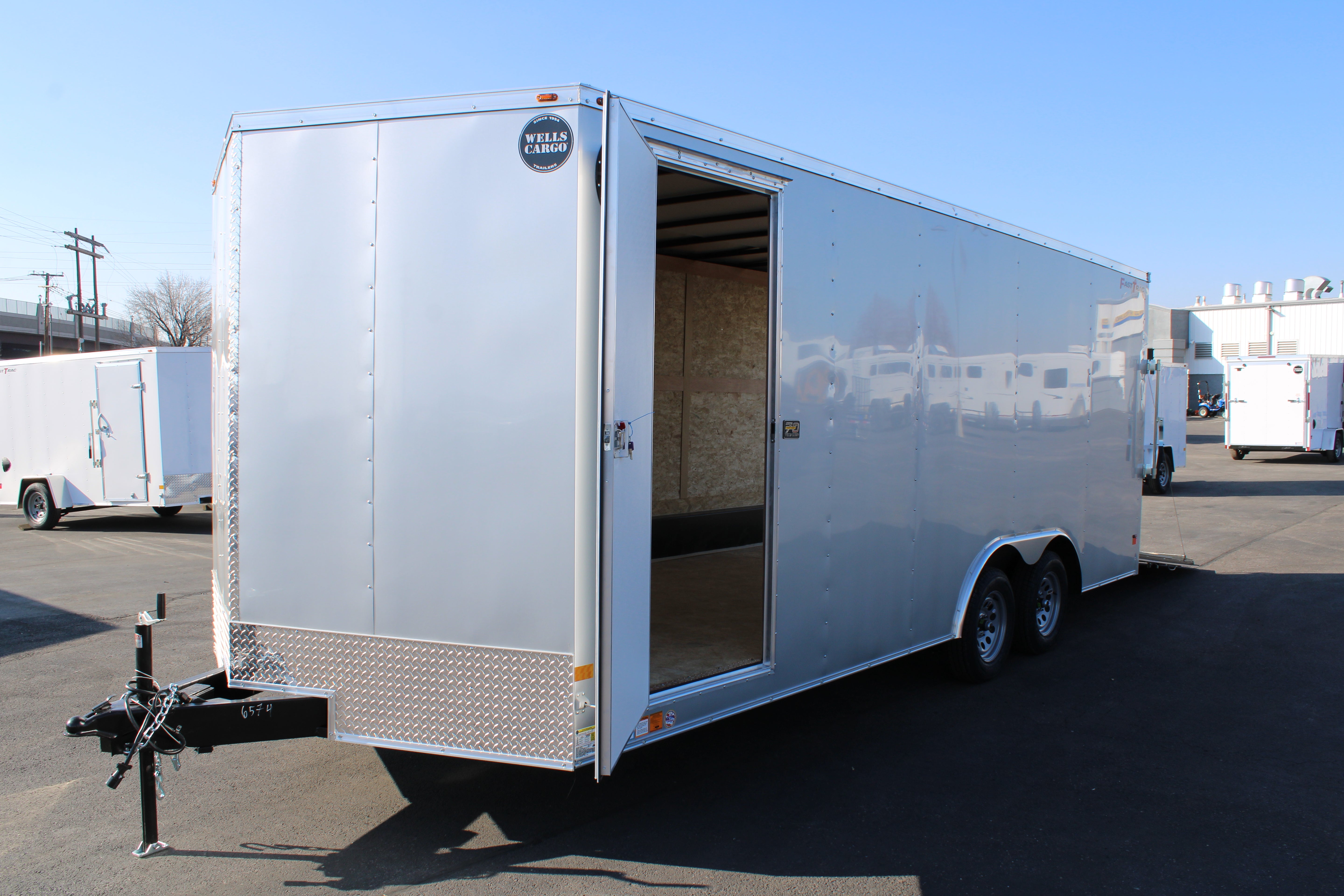 2025 Wells Cargo 8.5 x 20 Deluxe Enclosed Trailer