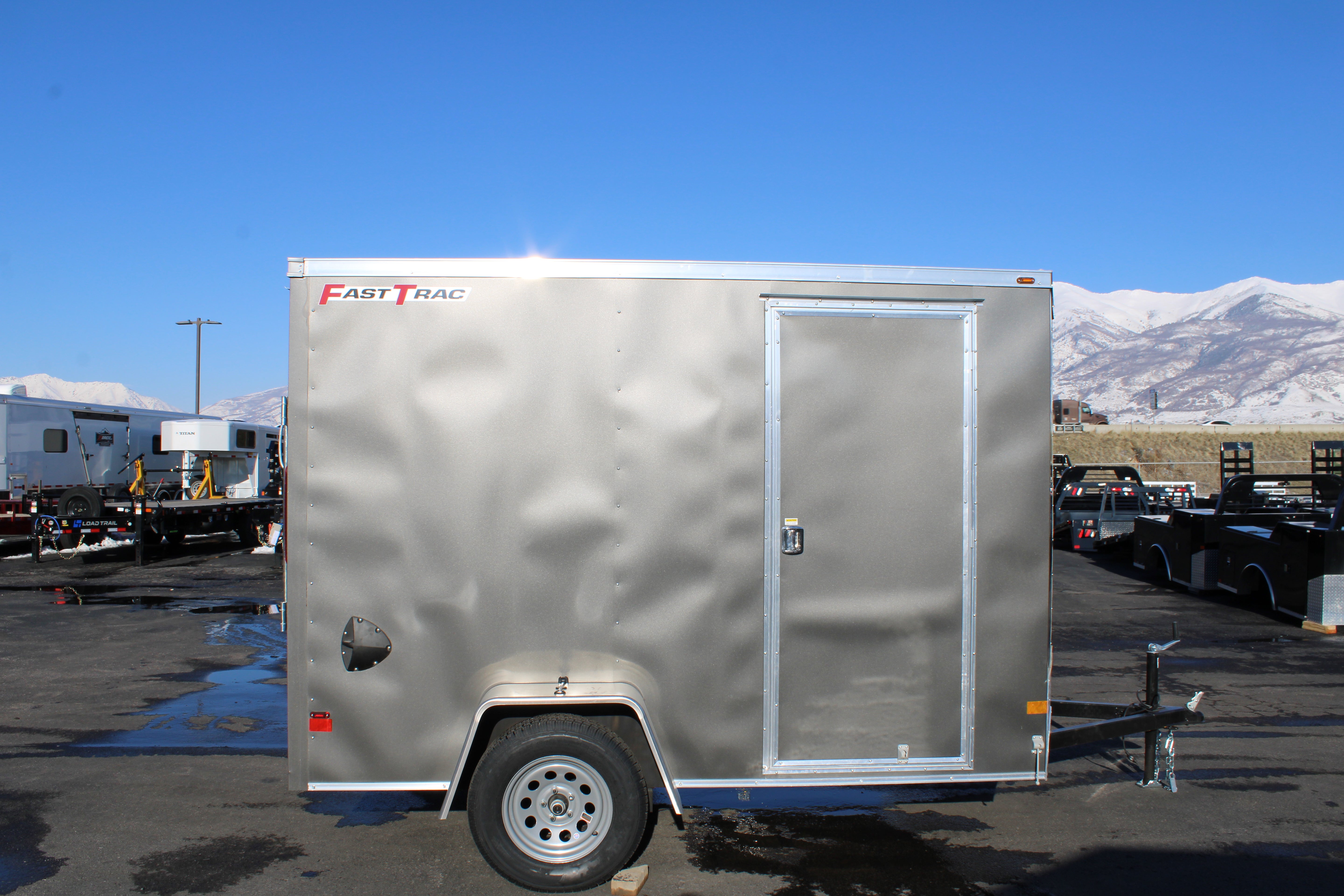 2025 Wells Cargo 6 x 10 Deluxe Enclosed Trailer