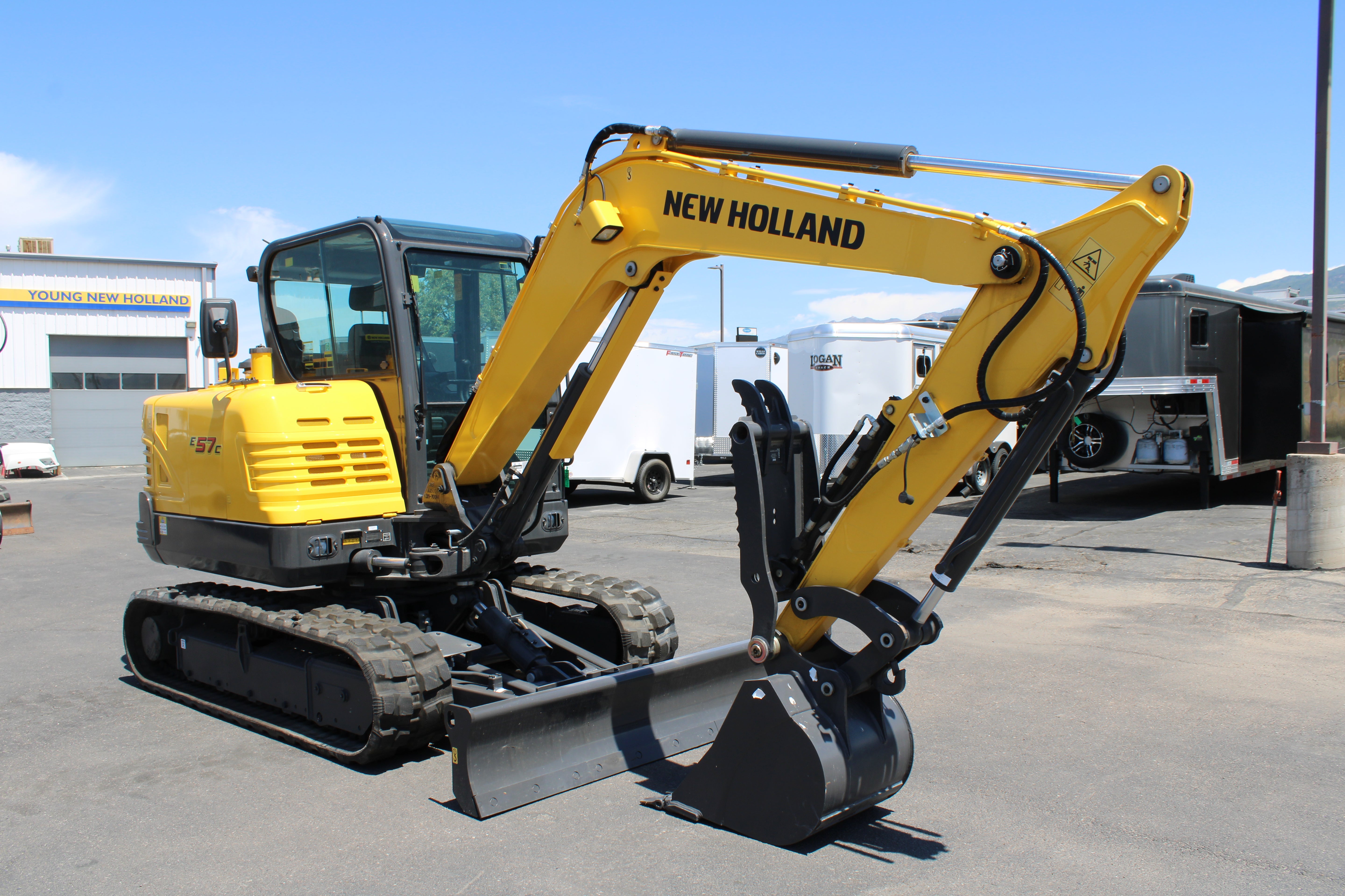 New Holland E57C