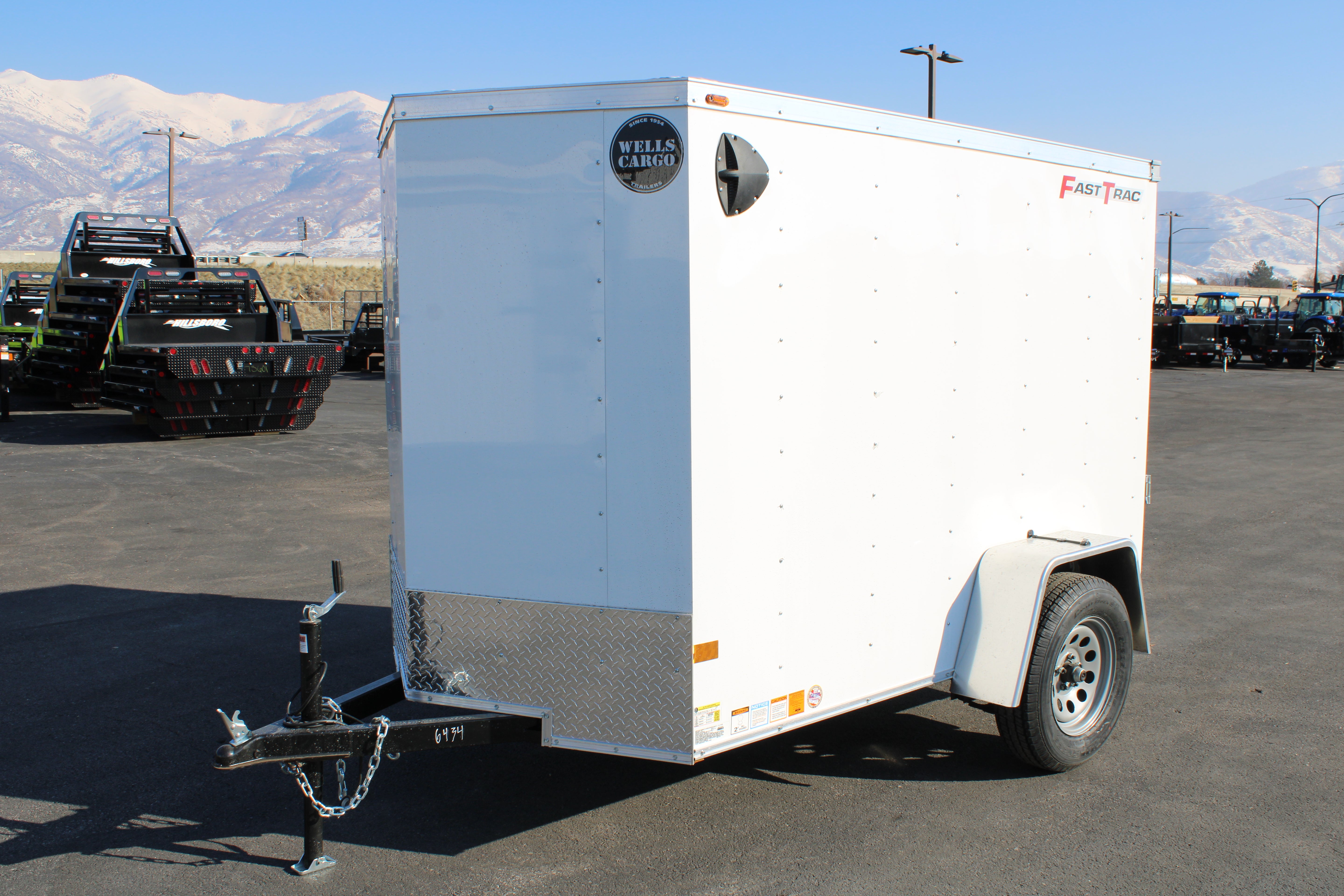 2025 Wells Cargo 5 x 8 Enclosed Trailer